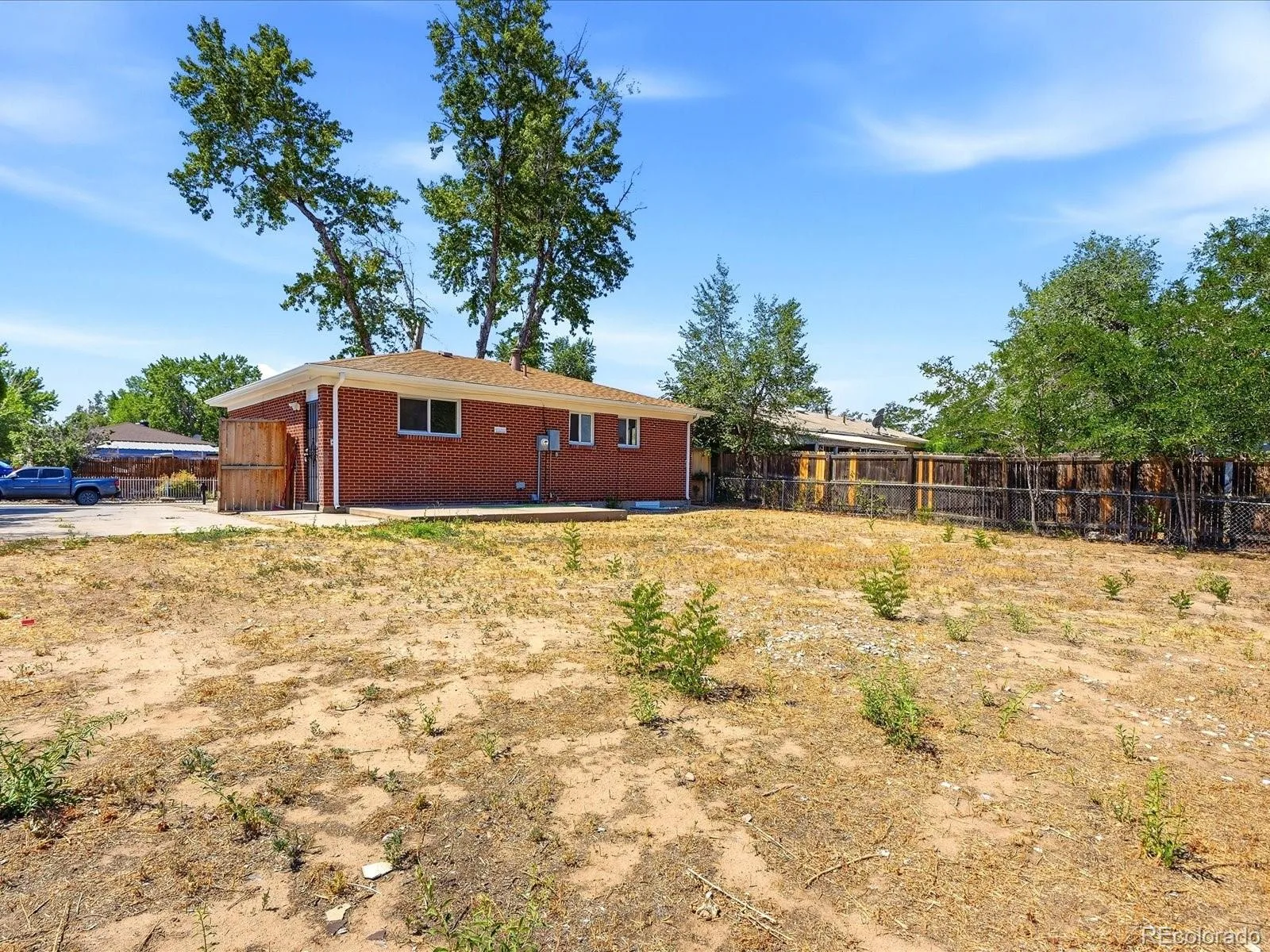 12265 E 55th Avenue Denver CO 80239 | MLS #REC9313108 07292026173442 1600 38