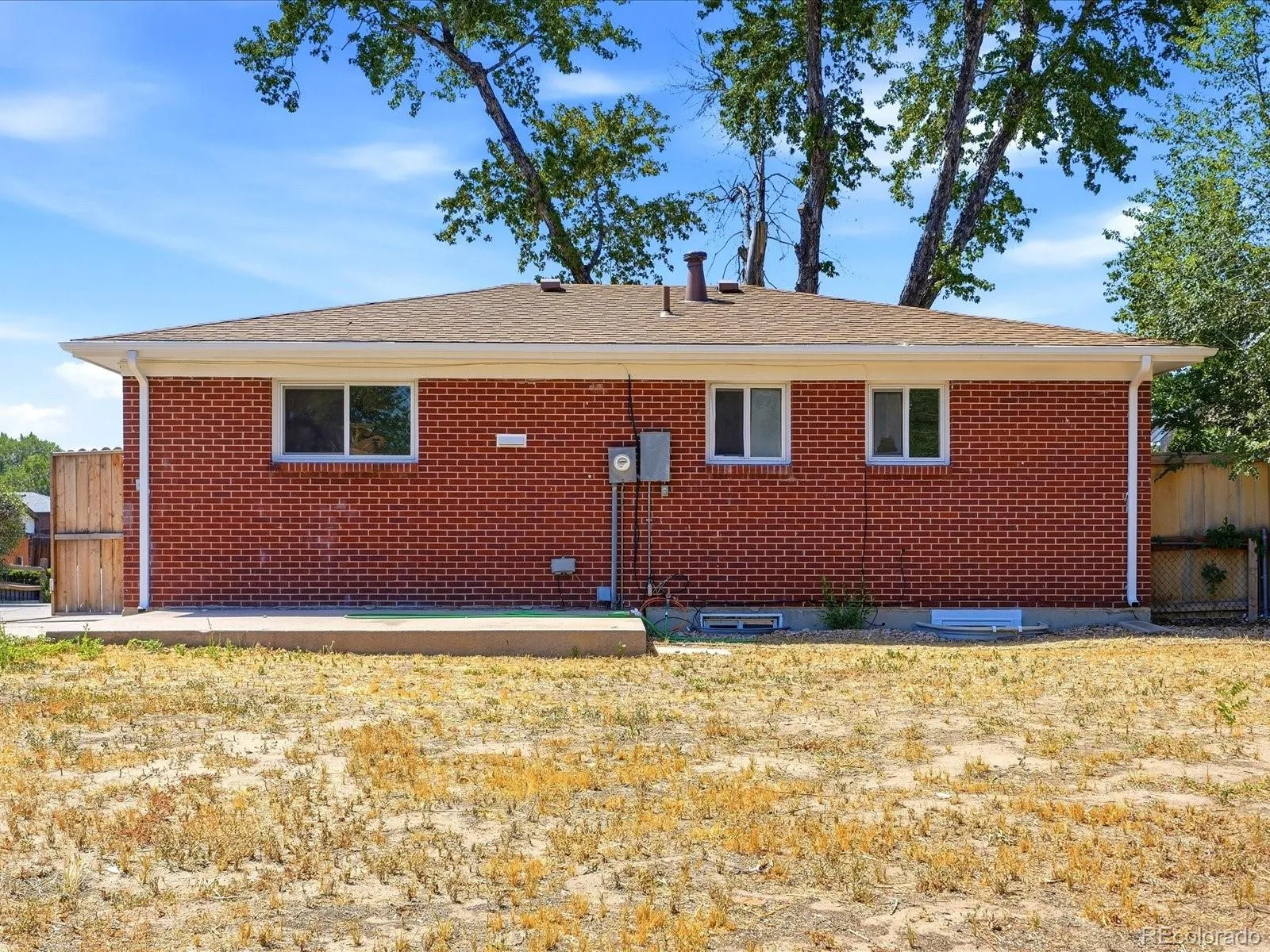 12265 E 55th Avenue Denver CO 80239 | MLS #REC9313108 07292026173442 1600 39