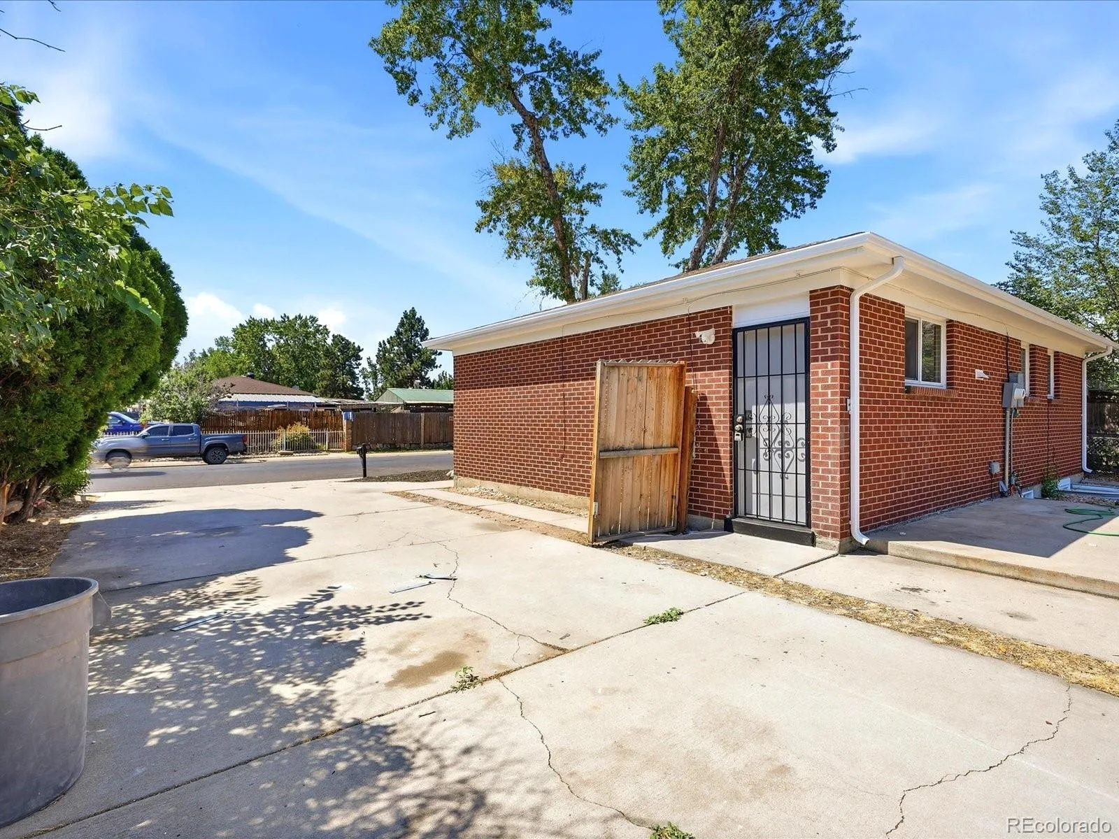 12265 E 55th Avenue Denver CO 80239 | MLS #REC9313108 07292026173442 1600 42
