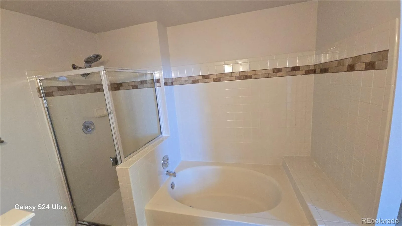 3280 S Biscay Way Aurora CO 80013 | MLS #REC9313504 10102026033119 1600 19