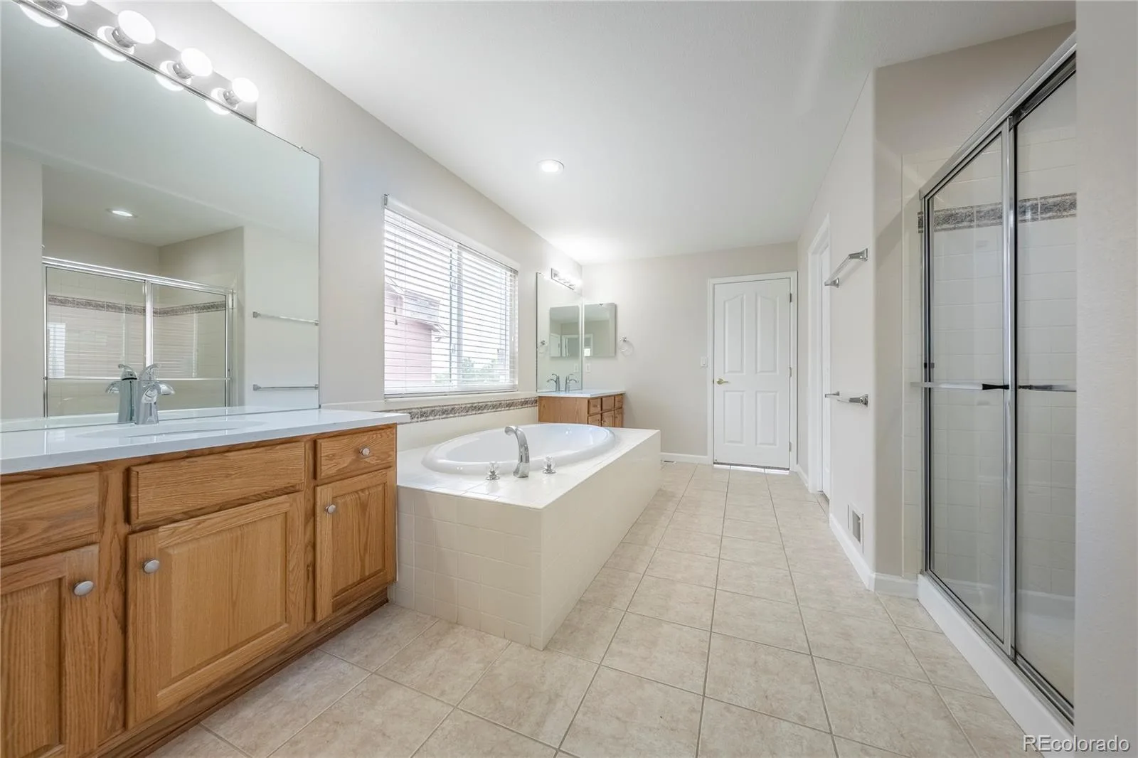 21096 Saddleback Circle Parker CO 80138 | MLS #REC9313895 08112026150849 1600 19