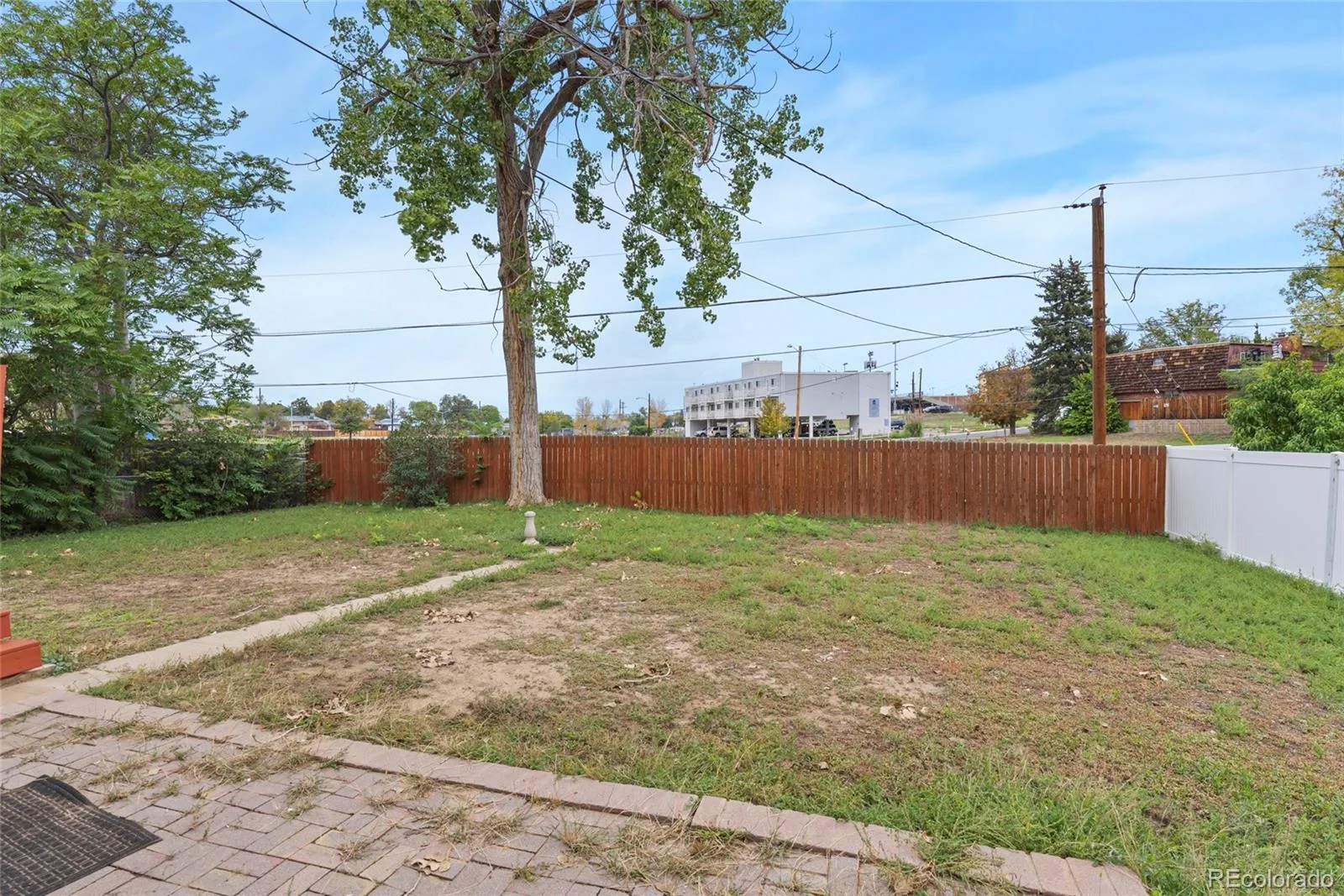 15373 E 10th Avenue Aurora CO 80011 | MLS #REC9315356 10022026050549 1600 19
