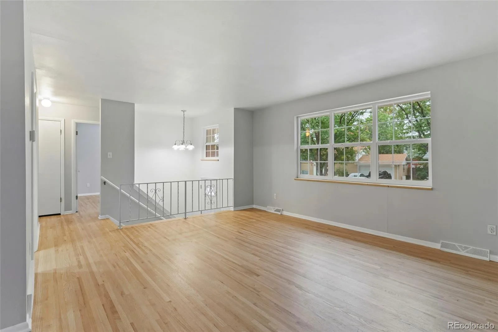 15373 E 10th Avenue Aurora CO 80011 | MLS #REC9315356 10022026050549 1600 2