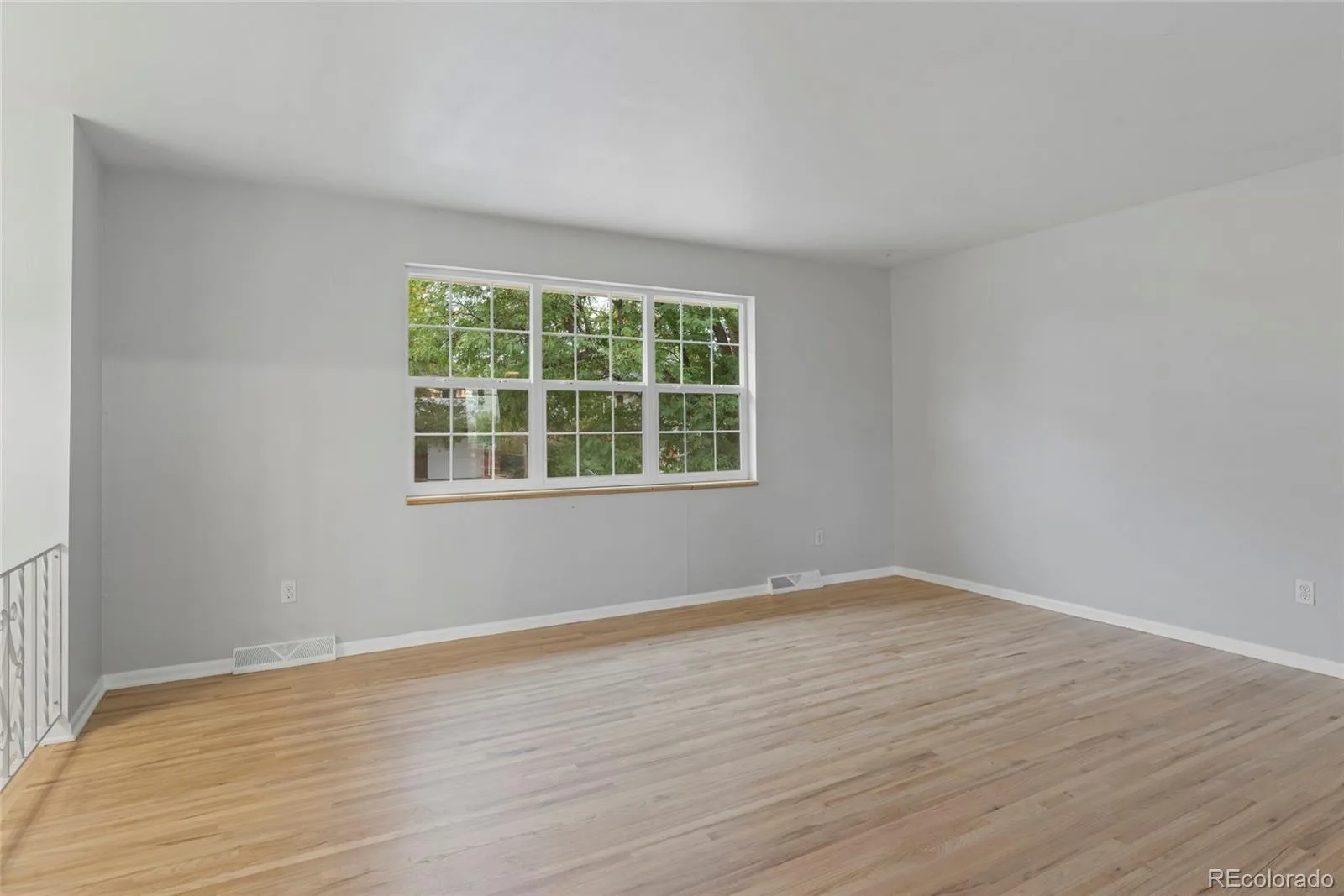 15373 E 10th Avenue Aurora CO 80011 | MLS #REC9315356 10022026050549 1600 3