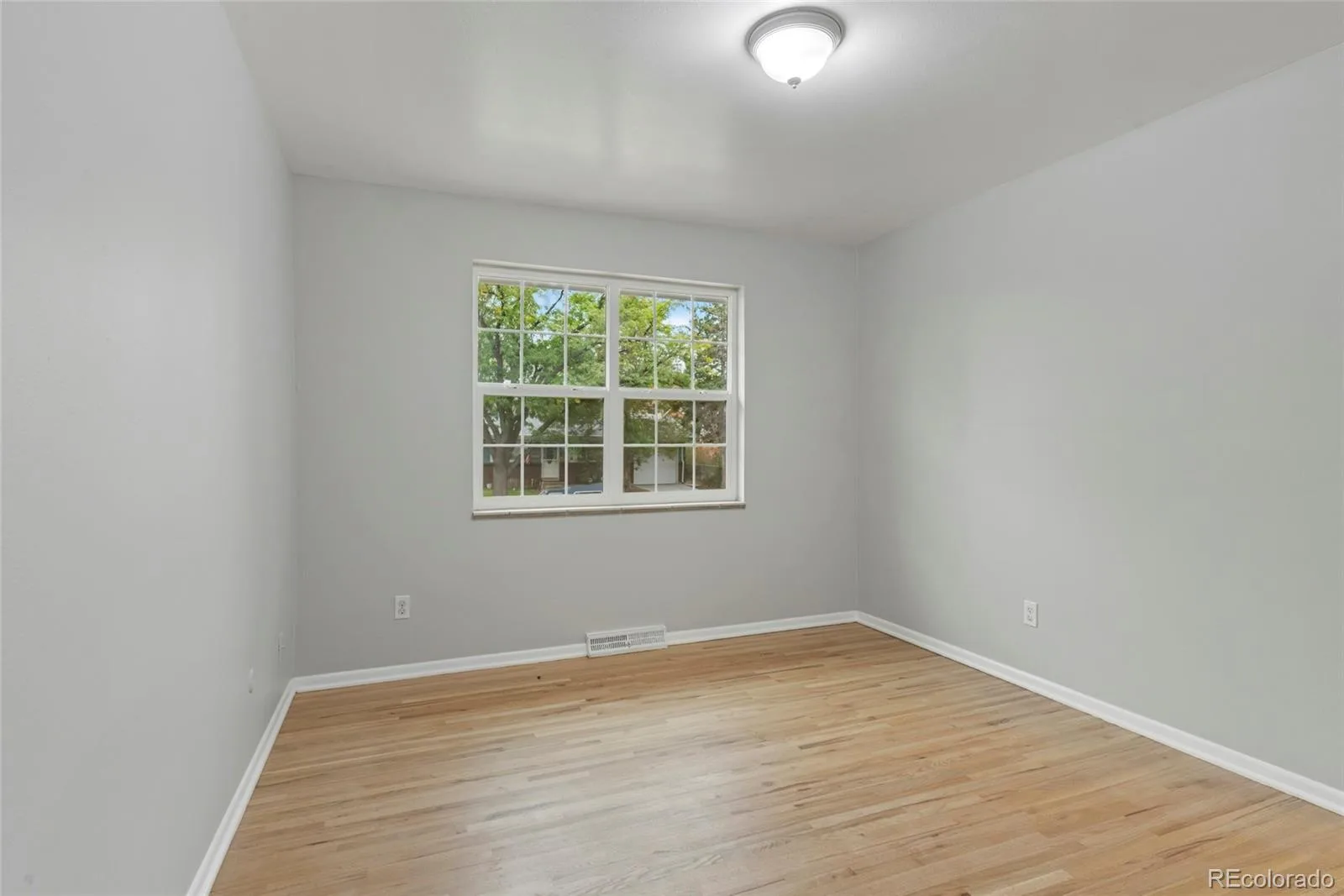 15373 E 10th Avenue Aurora CO 80011 | MLS #REC9315356 10022026050549 1600 8