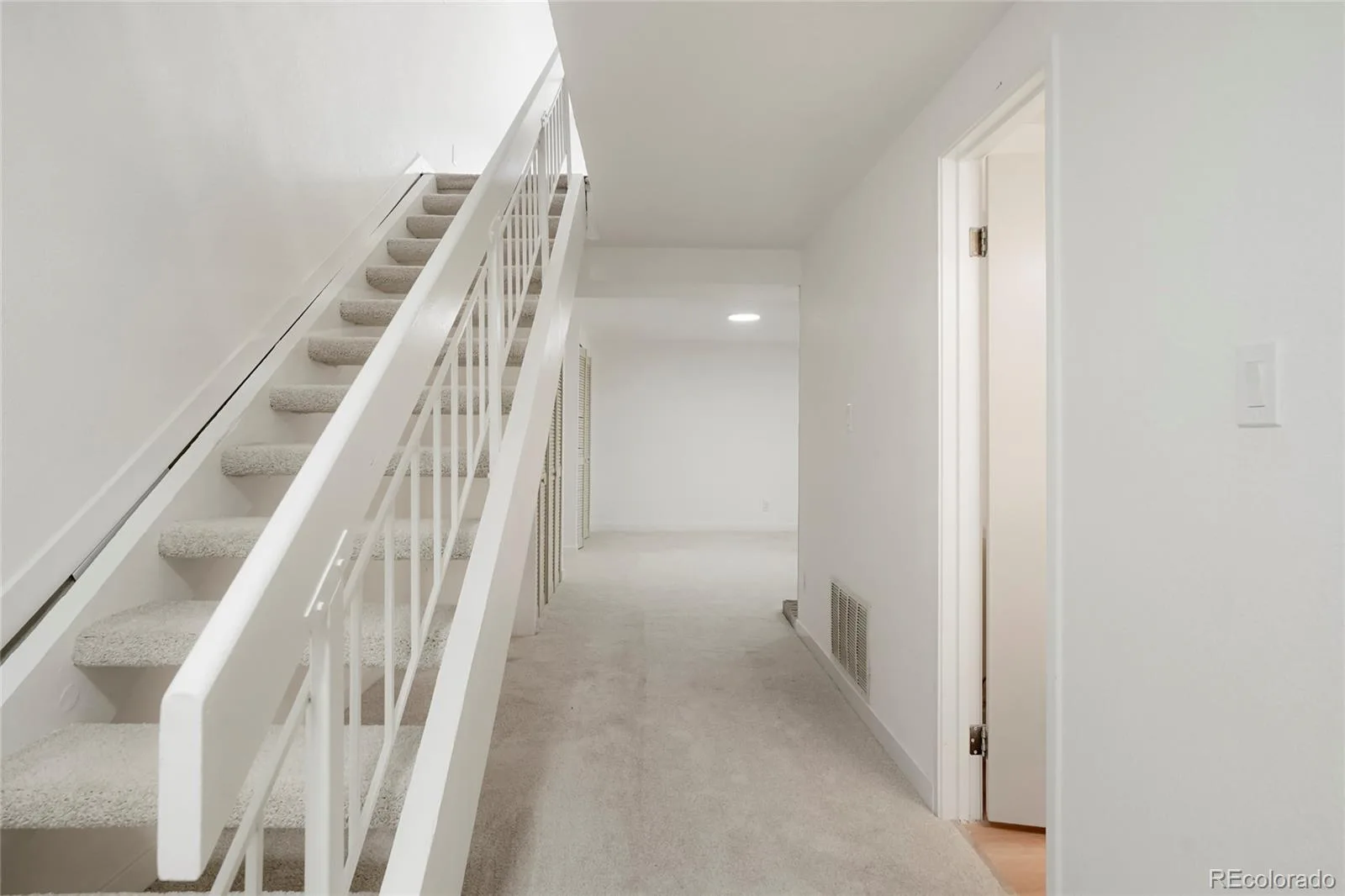 7755 E Quincy Avenue #T56 Denver CO 80237 | MLS #REC9315602 08072026220130 1600 24