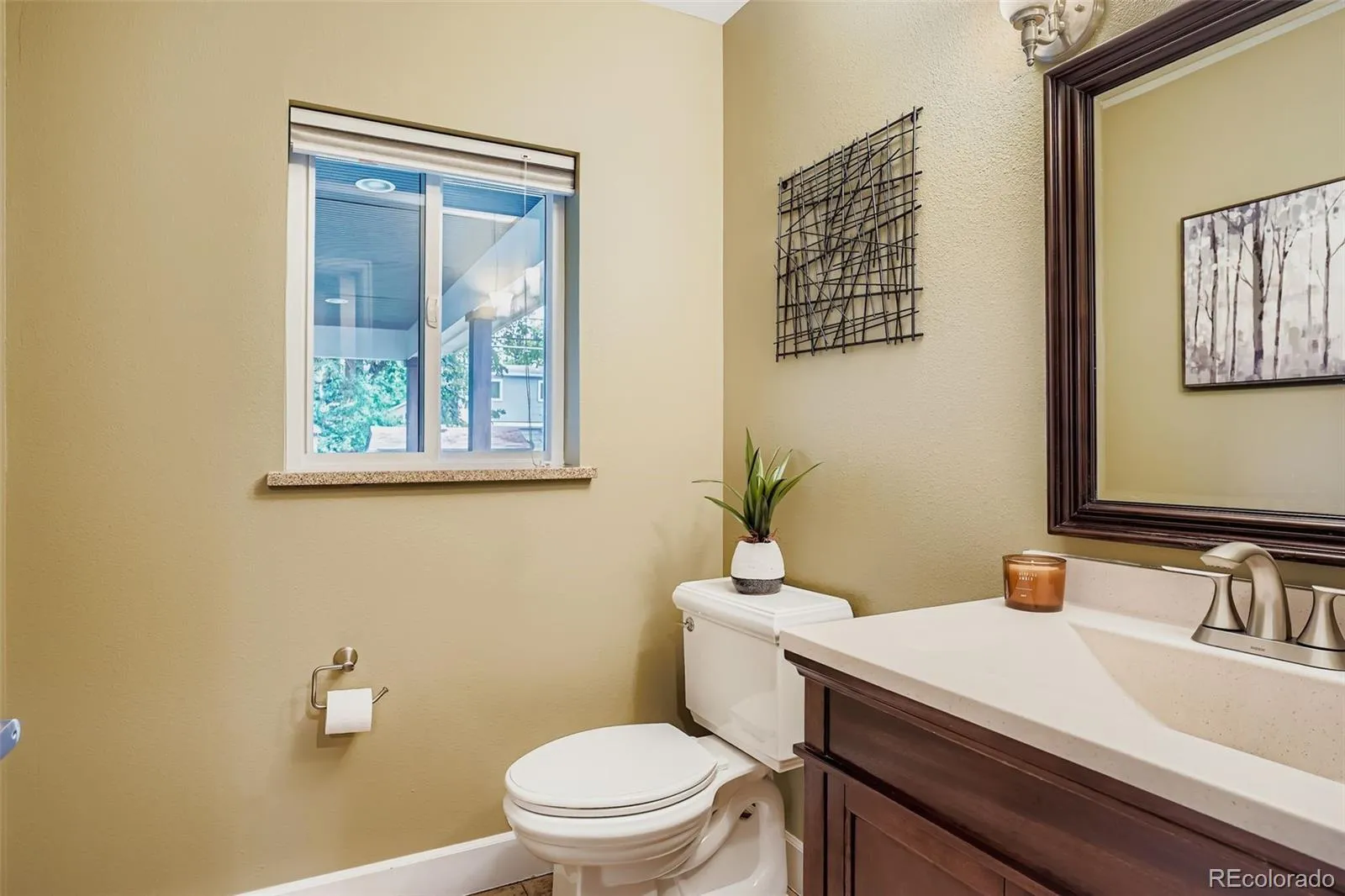 2935 S York Street Denver CO 80210 MLS #REC9317573 04292026165207 1600 12