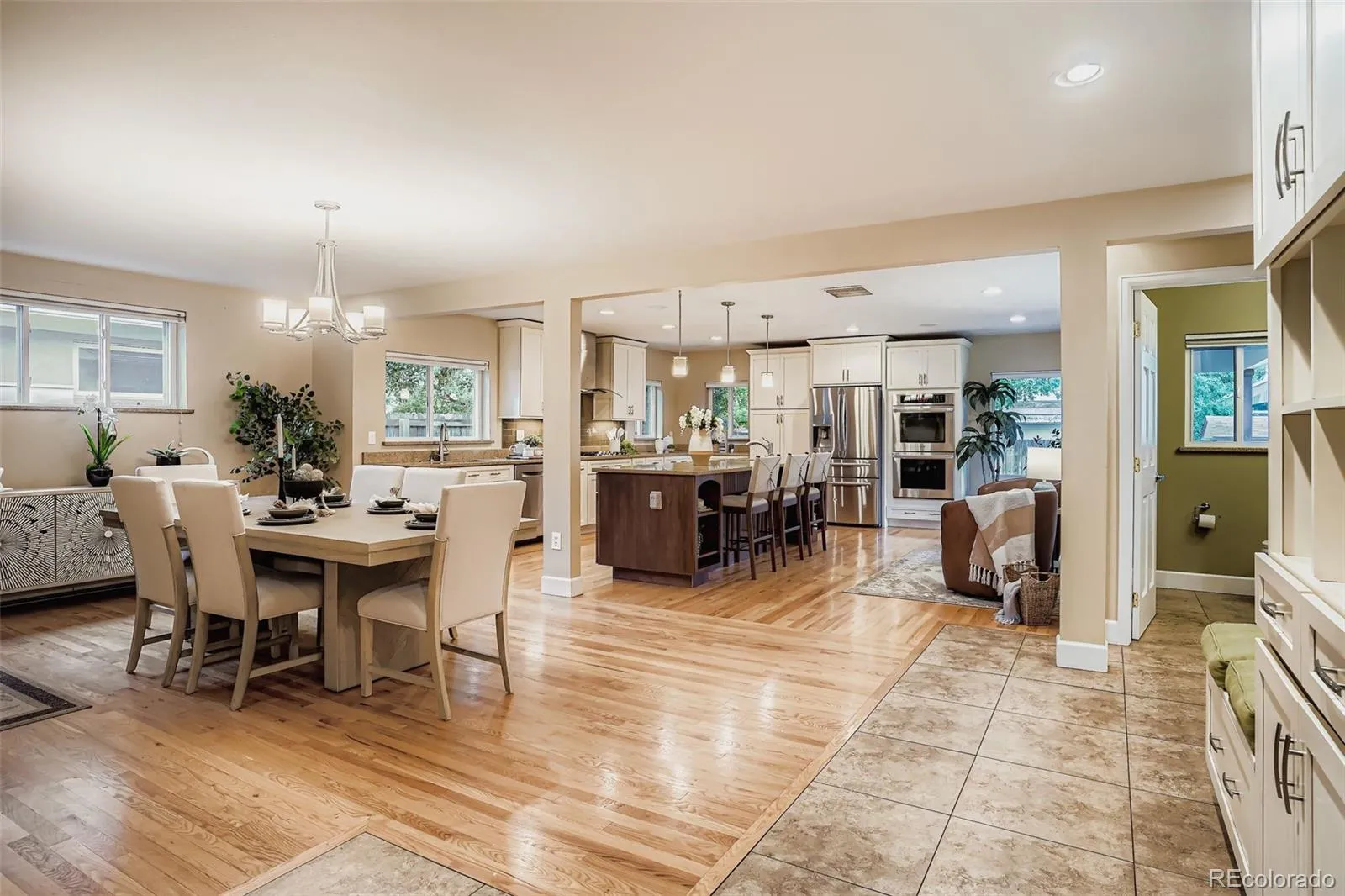 2935 S York Street Denver CO 80210 MLS #REC9317573 04292026165207 1600 7