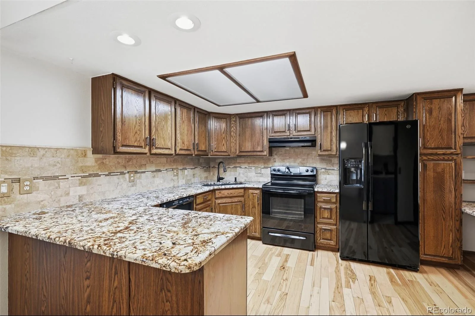 9197 W Cedar Drive #C Denver CO 80226 | MLS #REC9319382 08172026200526 1600 18