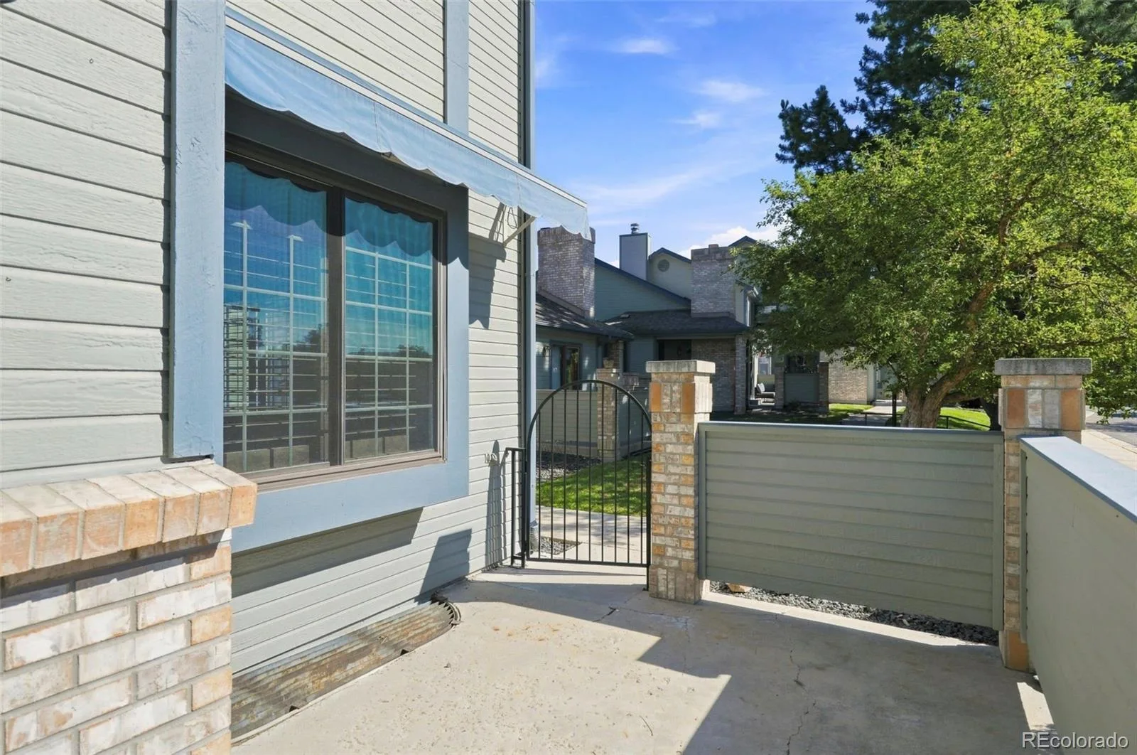 9197 W Cedar Drive #C Denver CO 80226 | MLS #REC9319382 08172026200526 1600 5