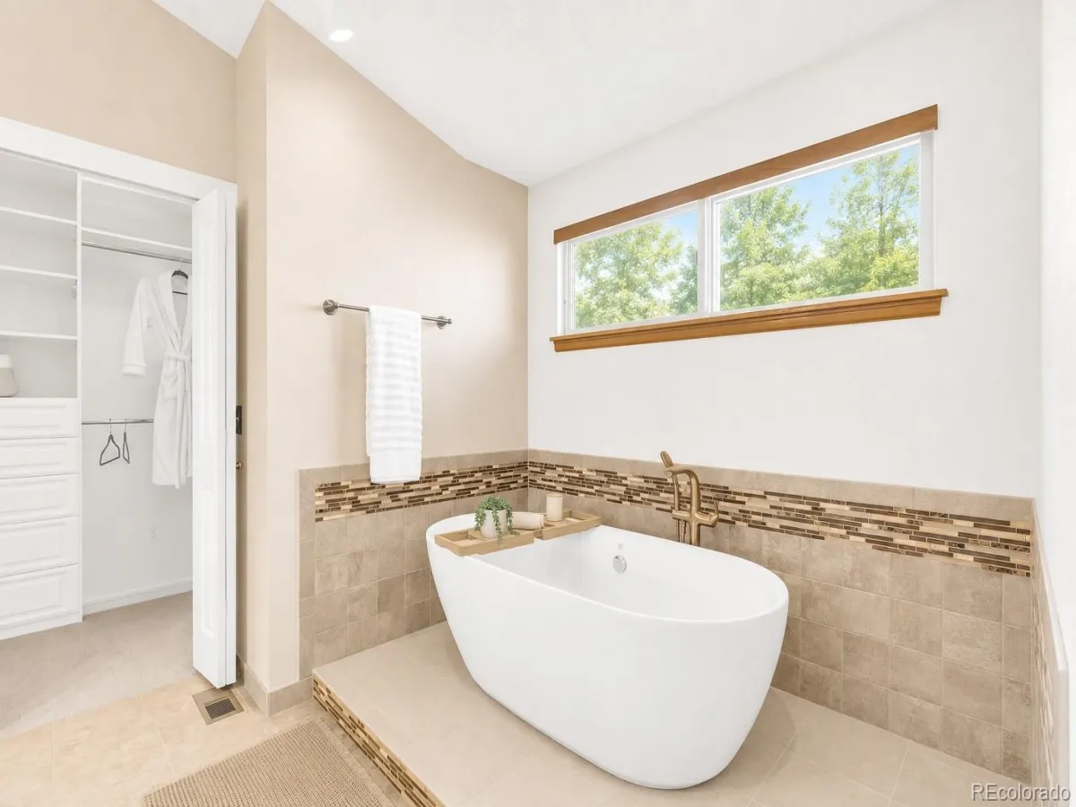 9246 Madras Court Highlands Ranch CO 80130 MLS #REC9321237 05262026212019 1200 10
