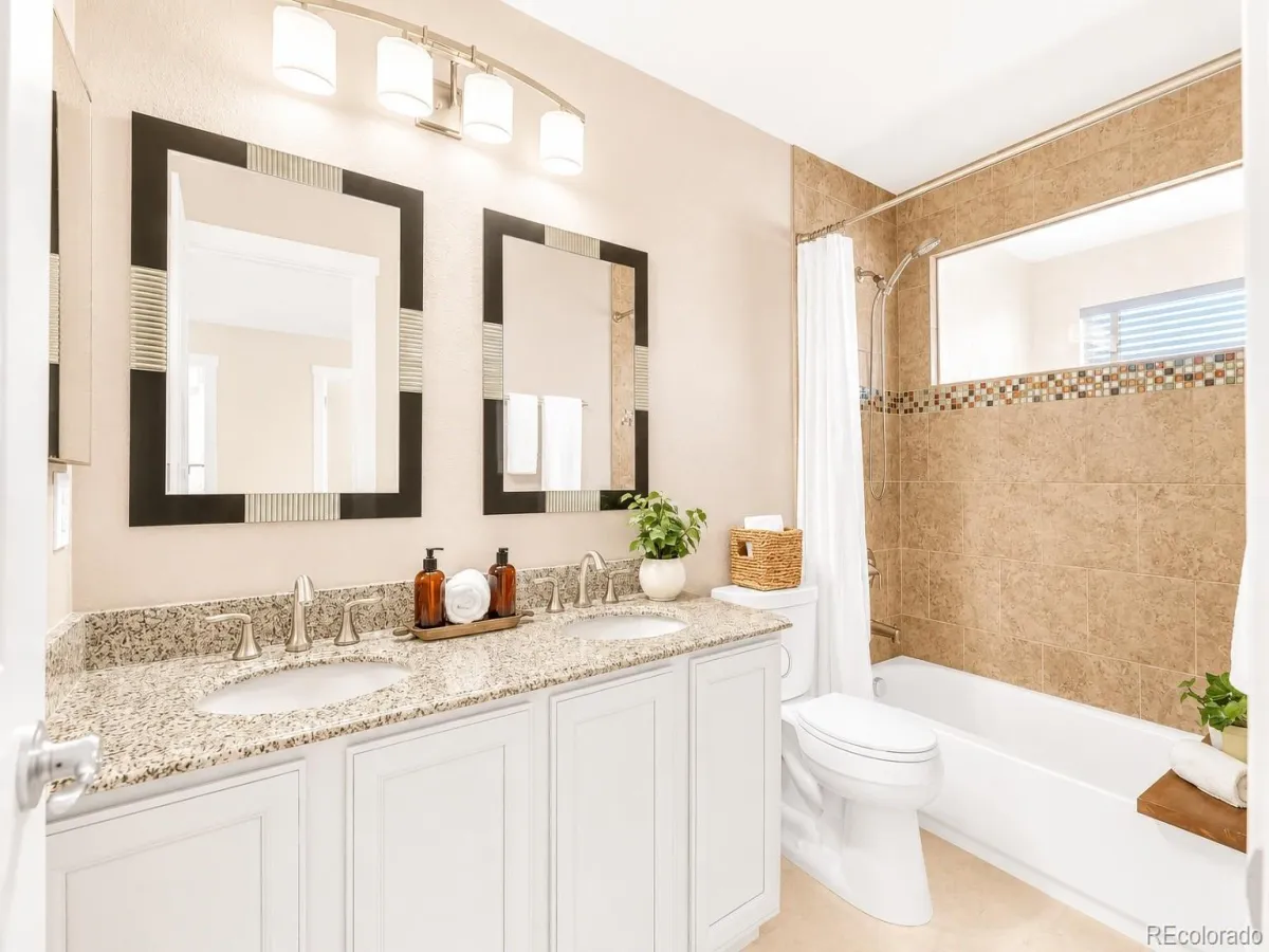 9246 Madras Court Highlands Ranch CO 80130 MLS #REC9321237 05262026212019 1200 13
