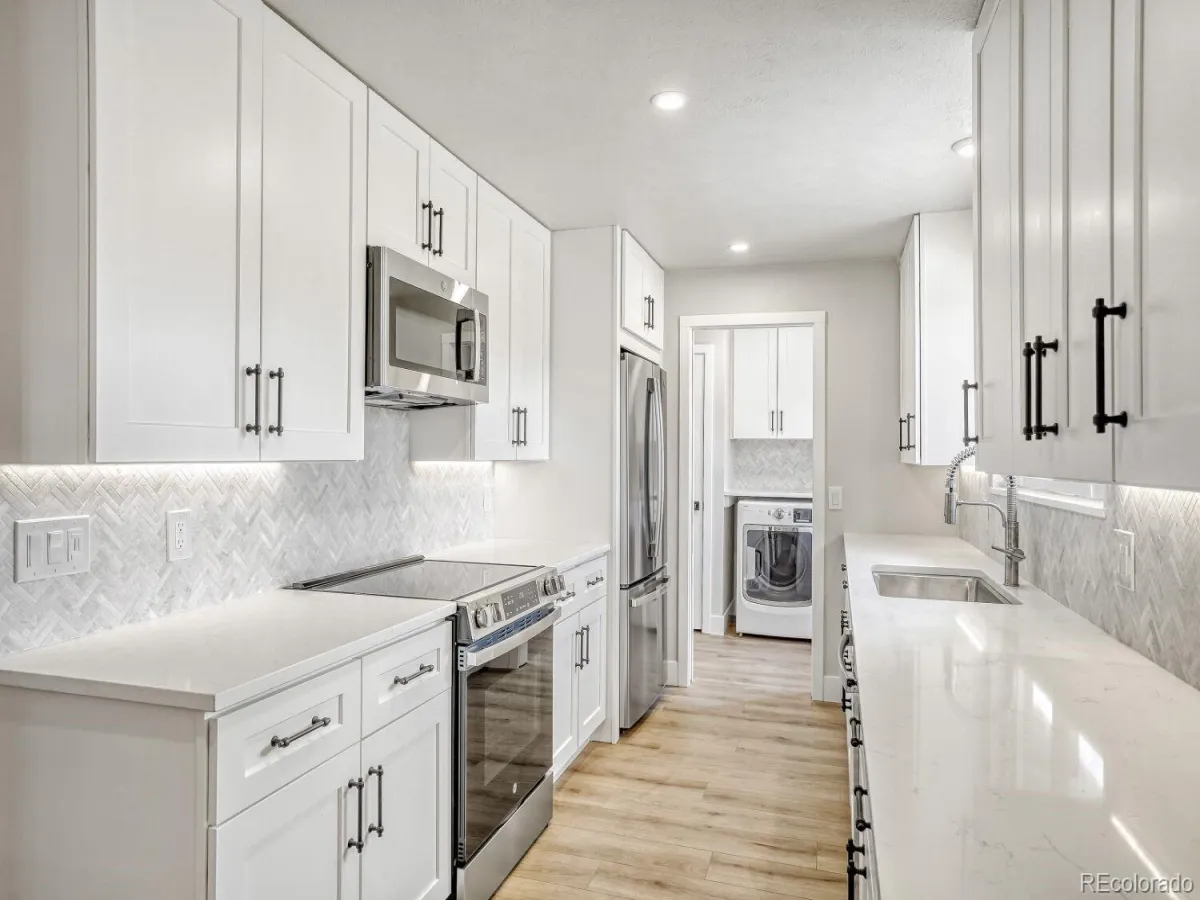 04152026150652 1200 10