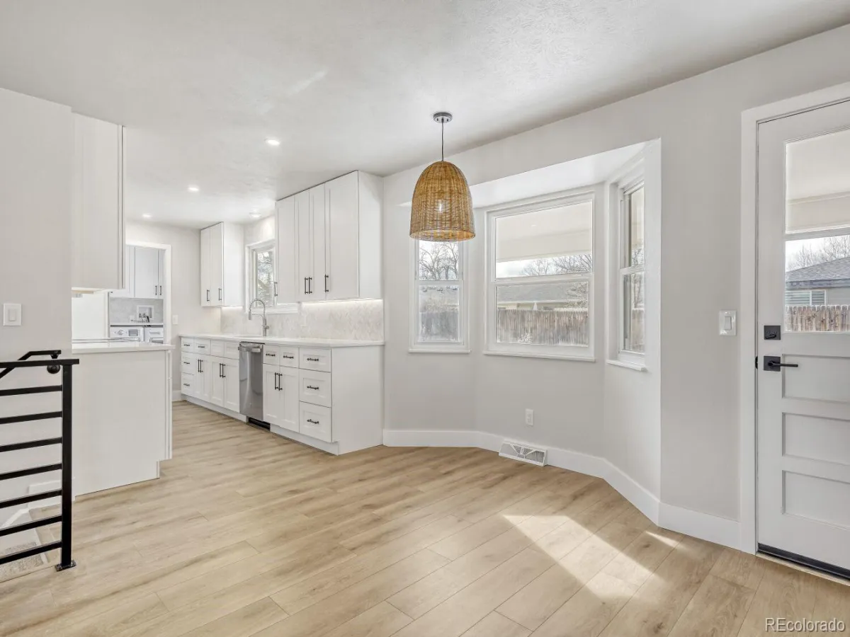 04152026150652 1200 12