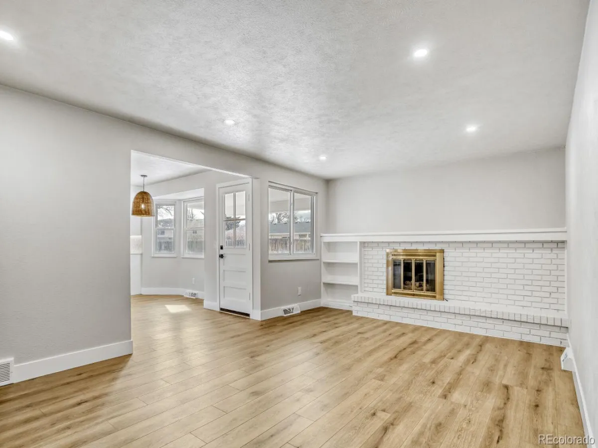 04152026150652 1200 16