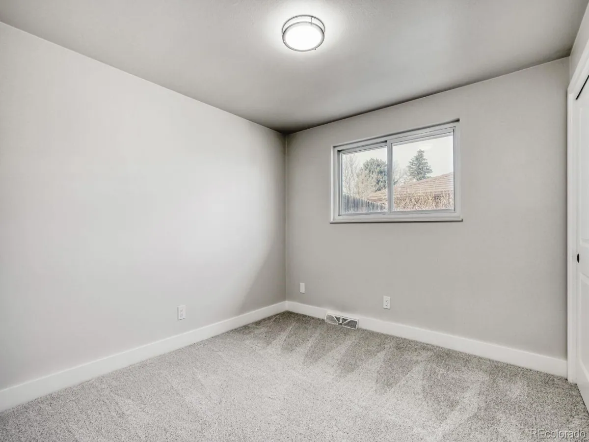 04152026150652 1200 24