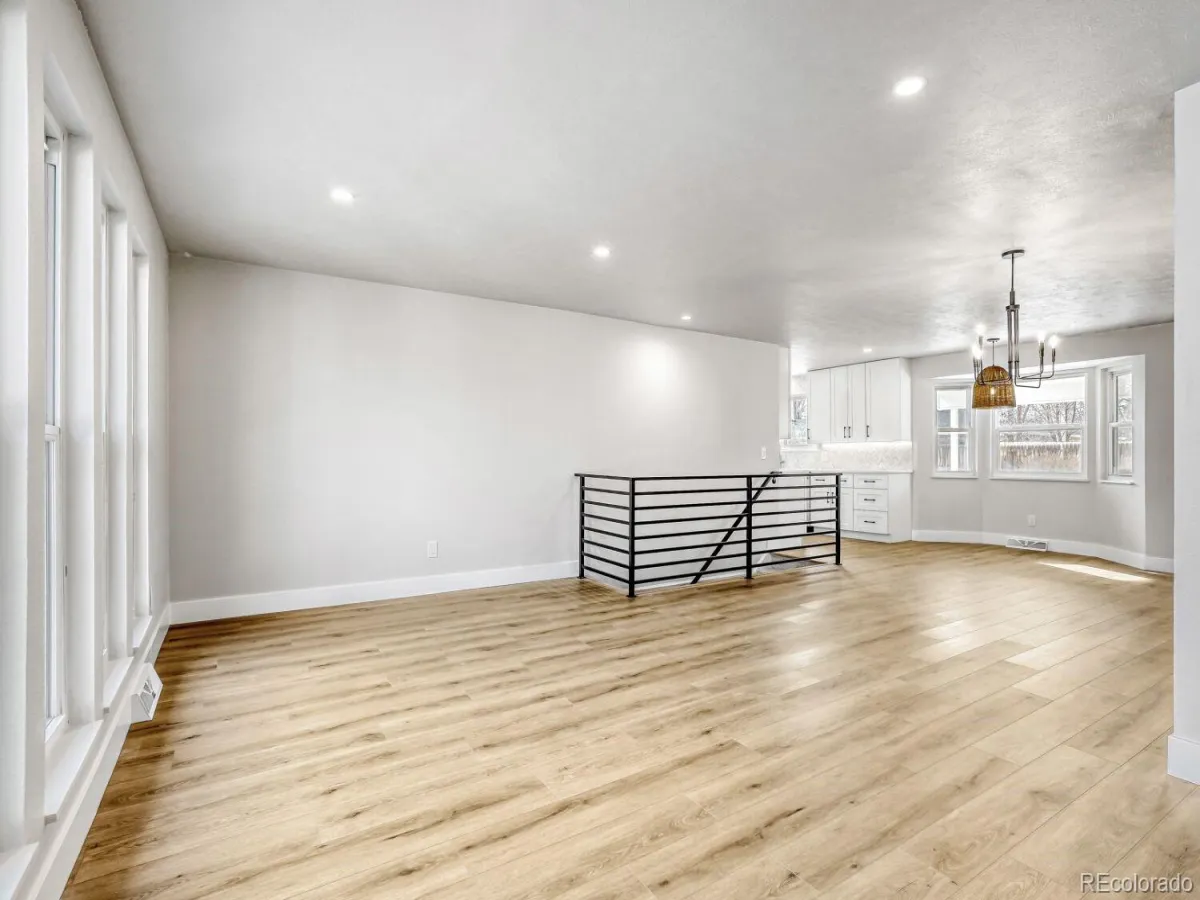 04152026150652 1200 6