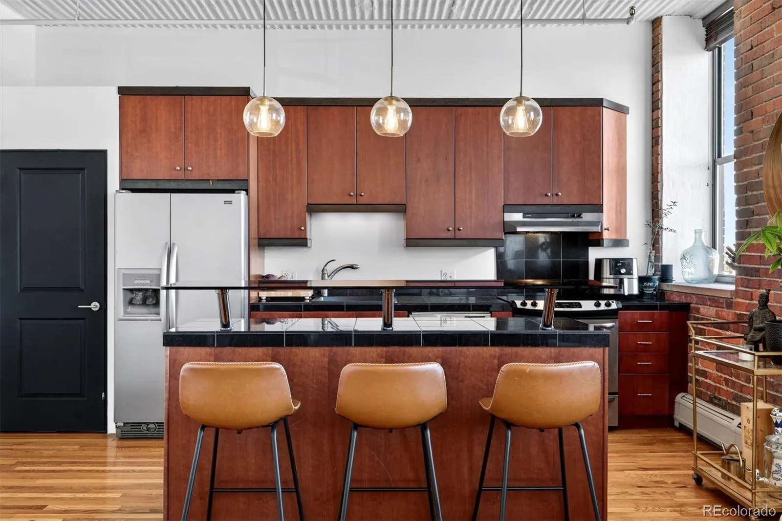 04062026214358 1600 14