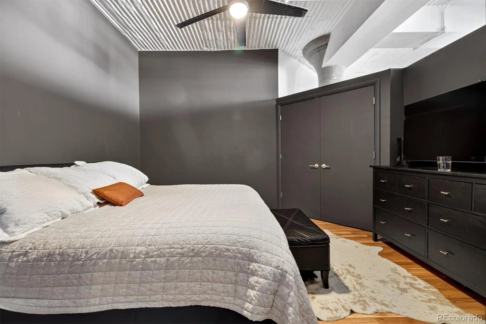 04062026214358 1600 17