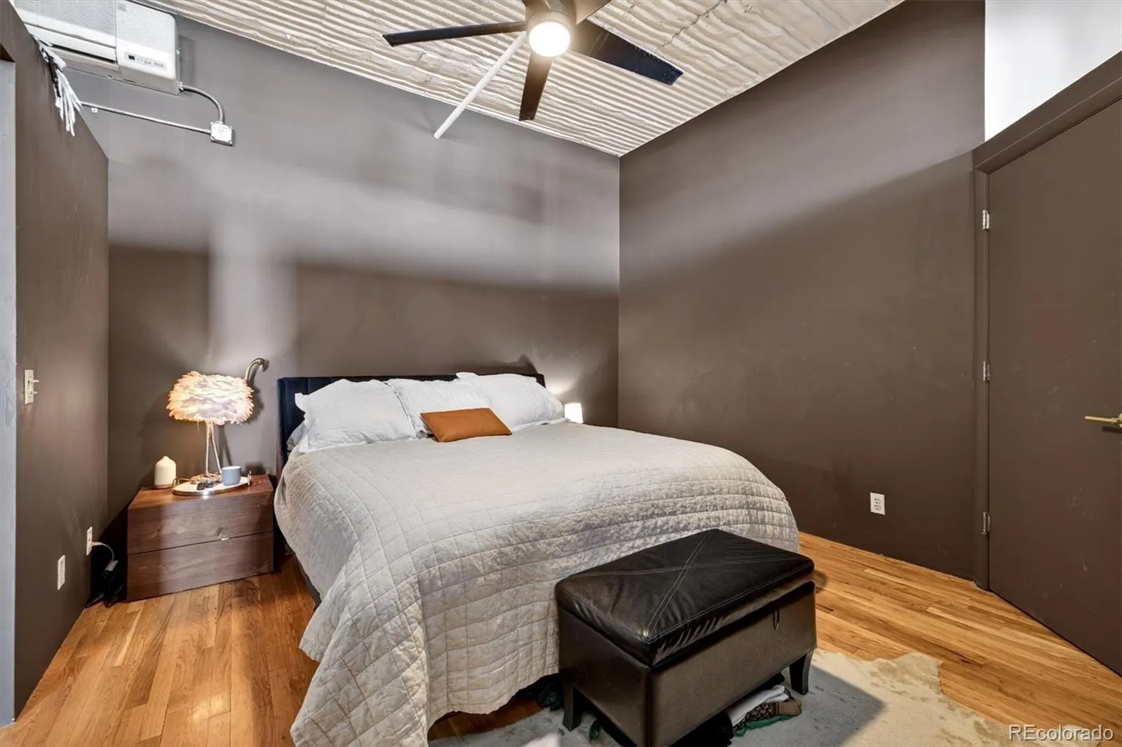 04062026214358 1600 18