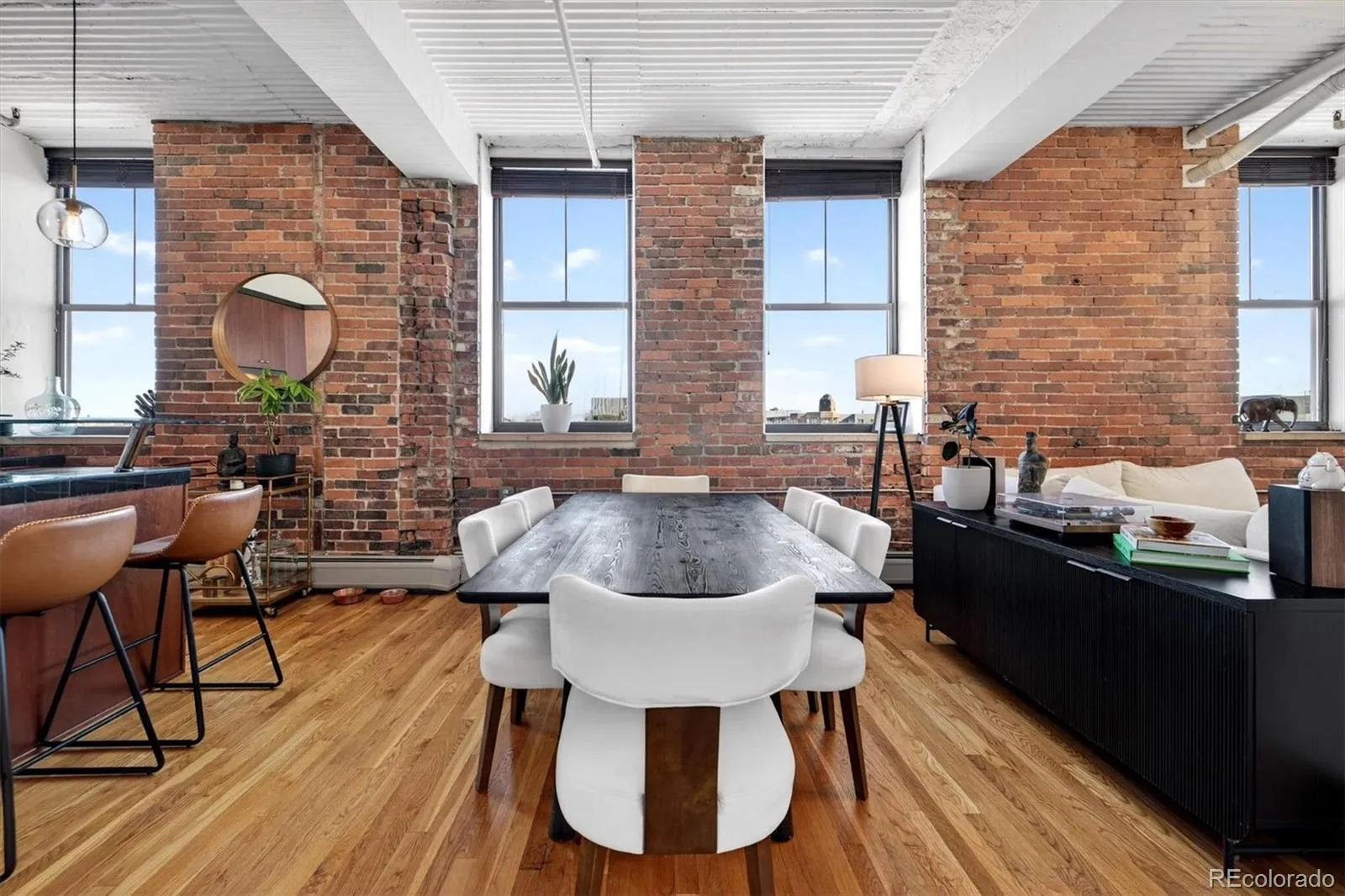 04062026214358 1600 5