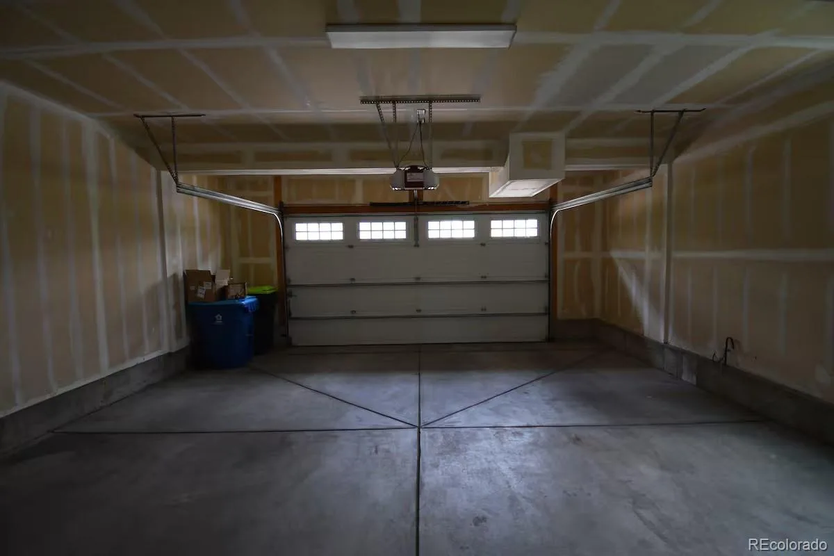 7839 Inverness Boulevard Englewood CO 80112 | MLS #REC9327091 08272026054329 1200 21