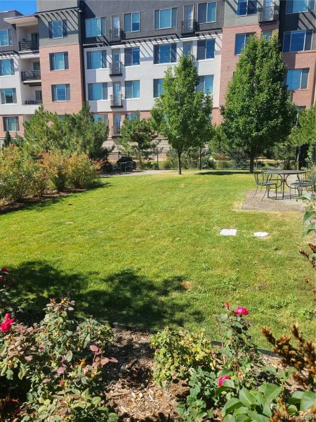 7839 Inverness Boulevard Englewood CO 80112 | MLS #REC9327091 08272026054329 800 23