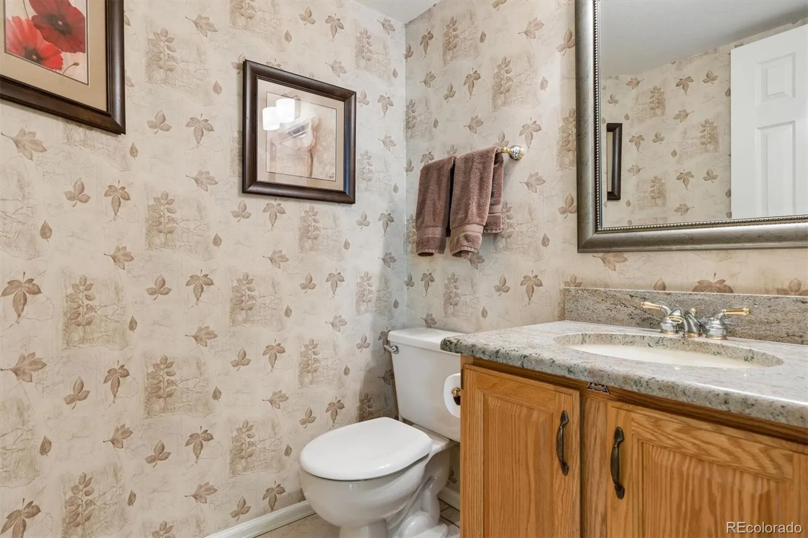 6240 S Vivian Street Littleton CO 80127 MLS #REC9328002 05092026023422 1600 16