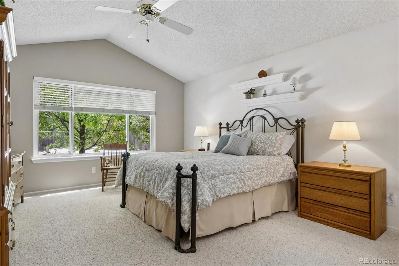 6240 S Vivian Street Littleton CO 80127 MLS #REC9328002 05092026023422 1600 18