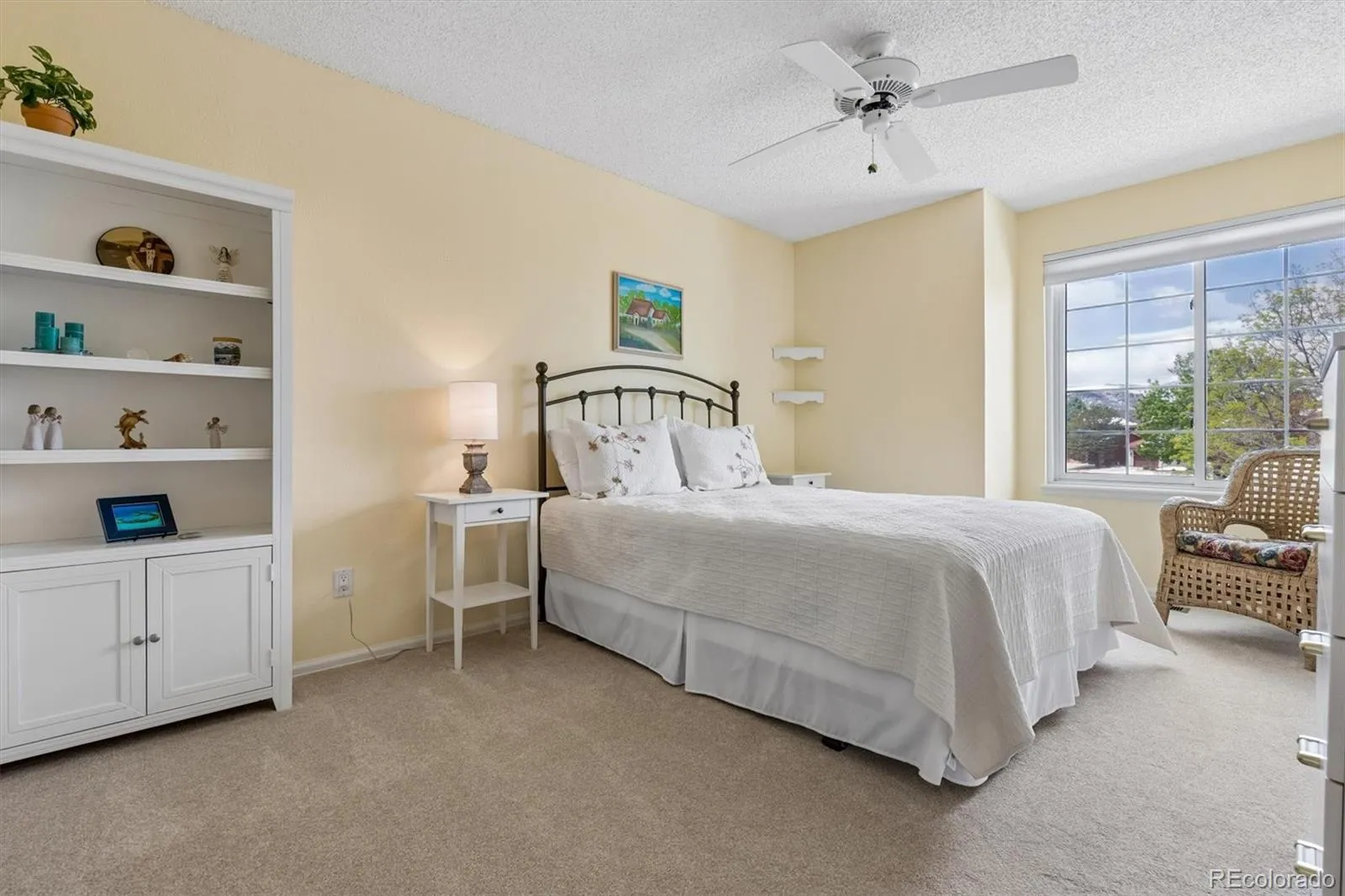6240 S Vivian Street Littleton CO 80127 MLS #REC9328002 05092026023422 1600 30