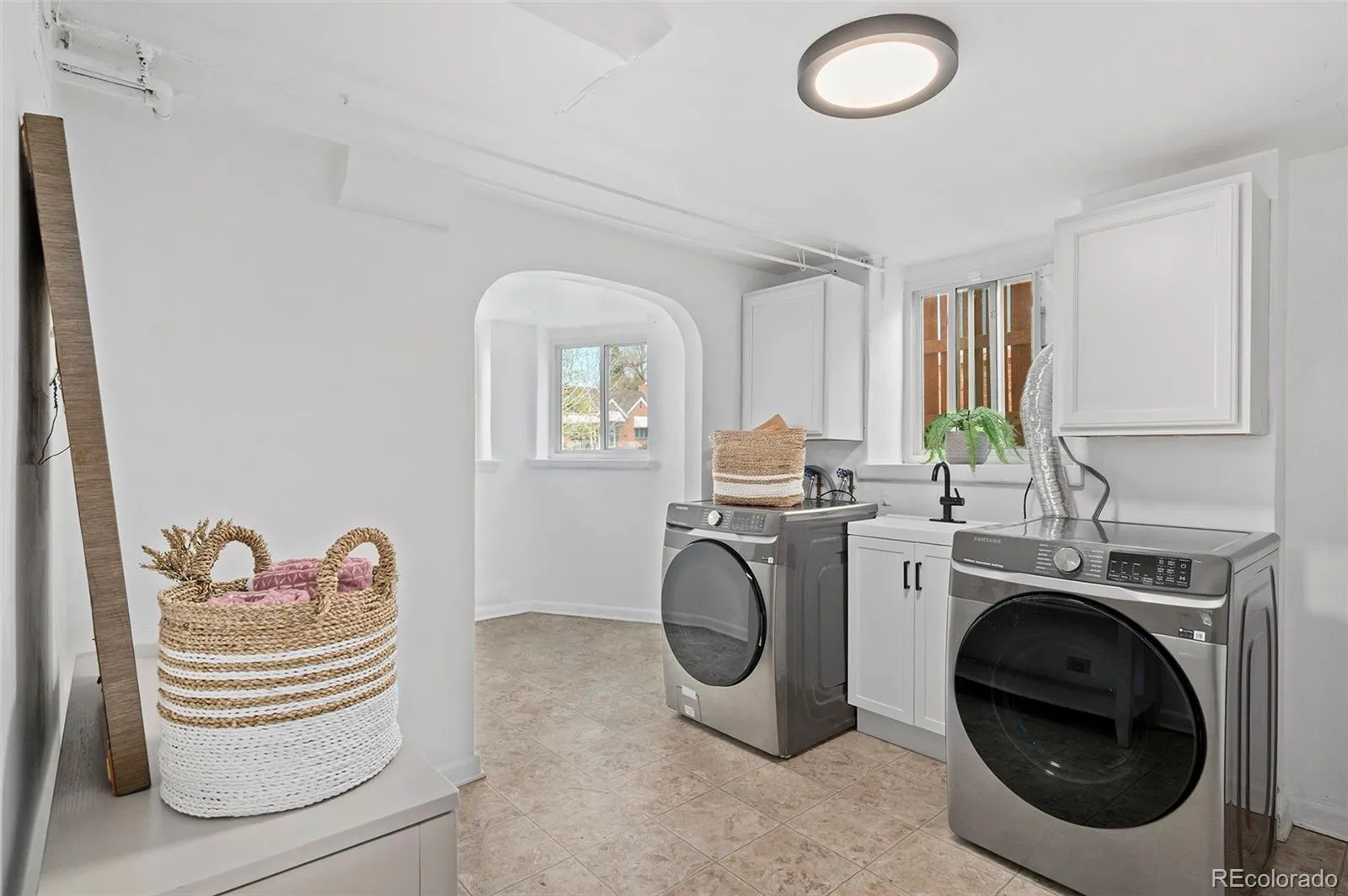 04092026162304 1600 30