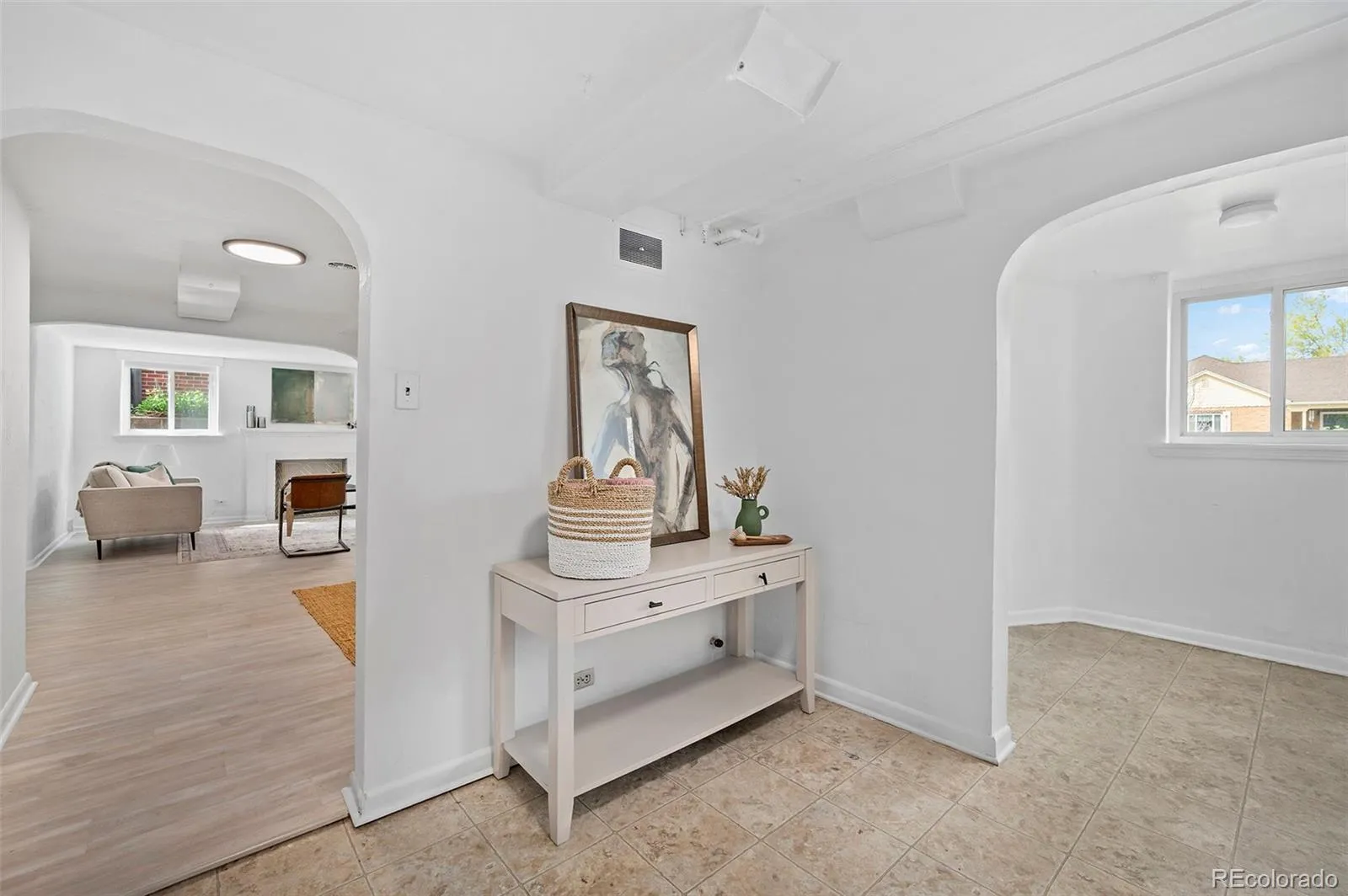 04092026162304 1600 32