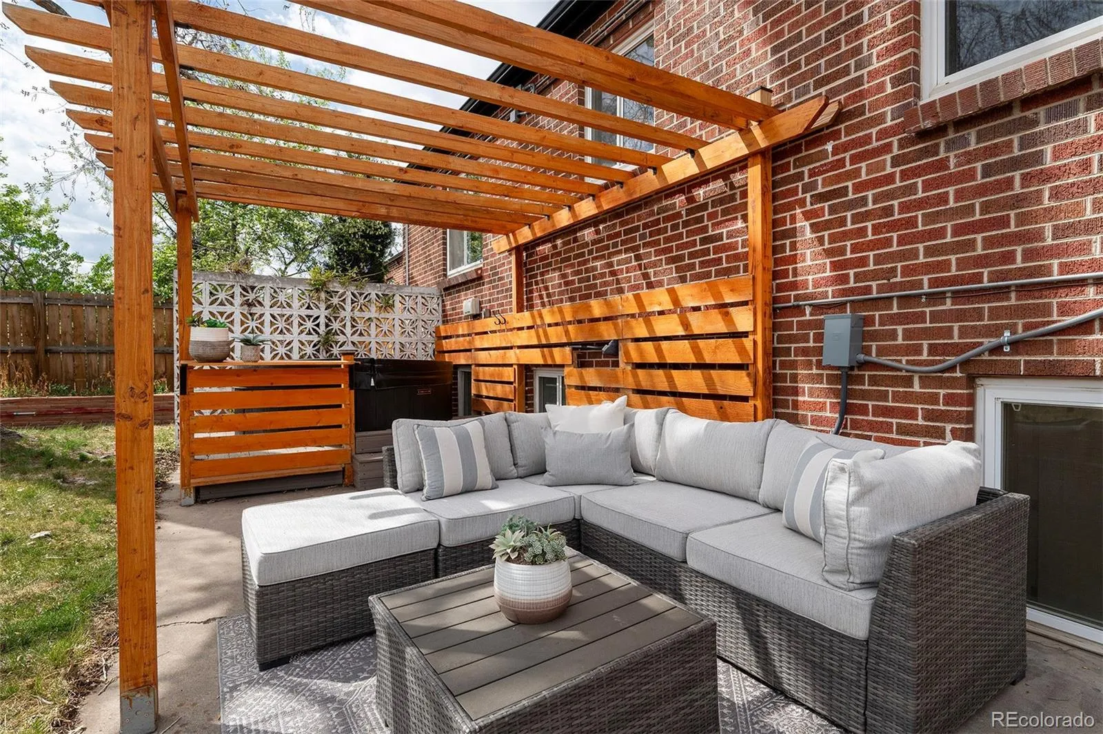 04092026162304 1600 34