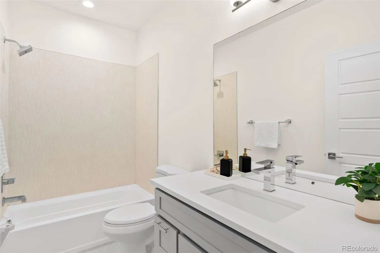 1029 Julian Street Denver CO 80204 | MLS #REC9328168 08142026202801 1600 21