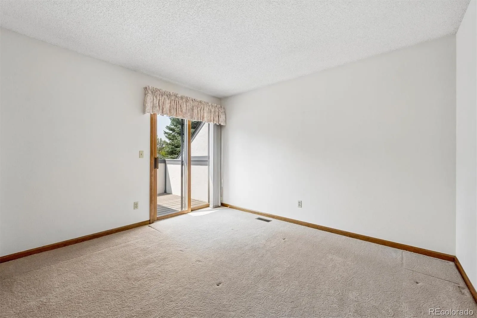 3850 W 103rd Drive Westminster CO 80031 | MLS #REC9330104 08102026203007 1600 20