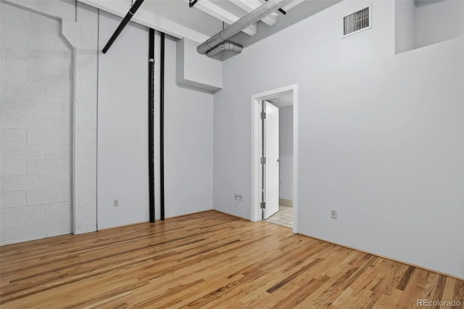 03242026211315 1600 6