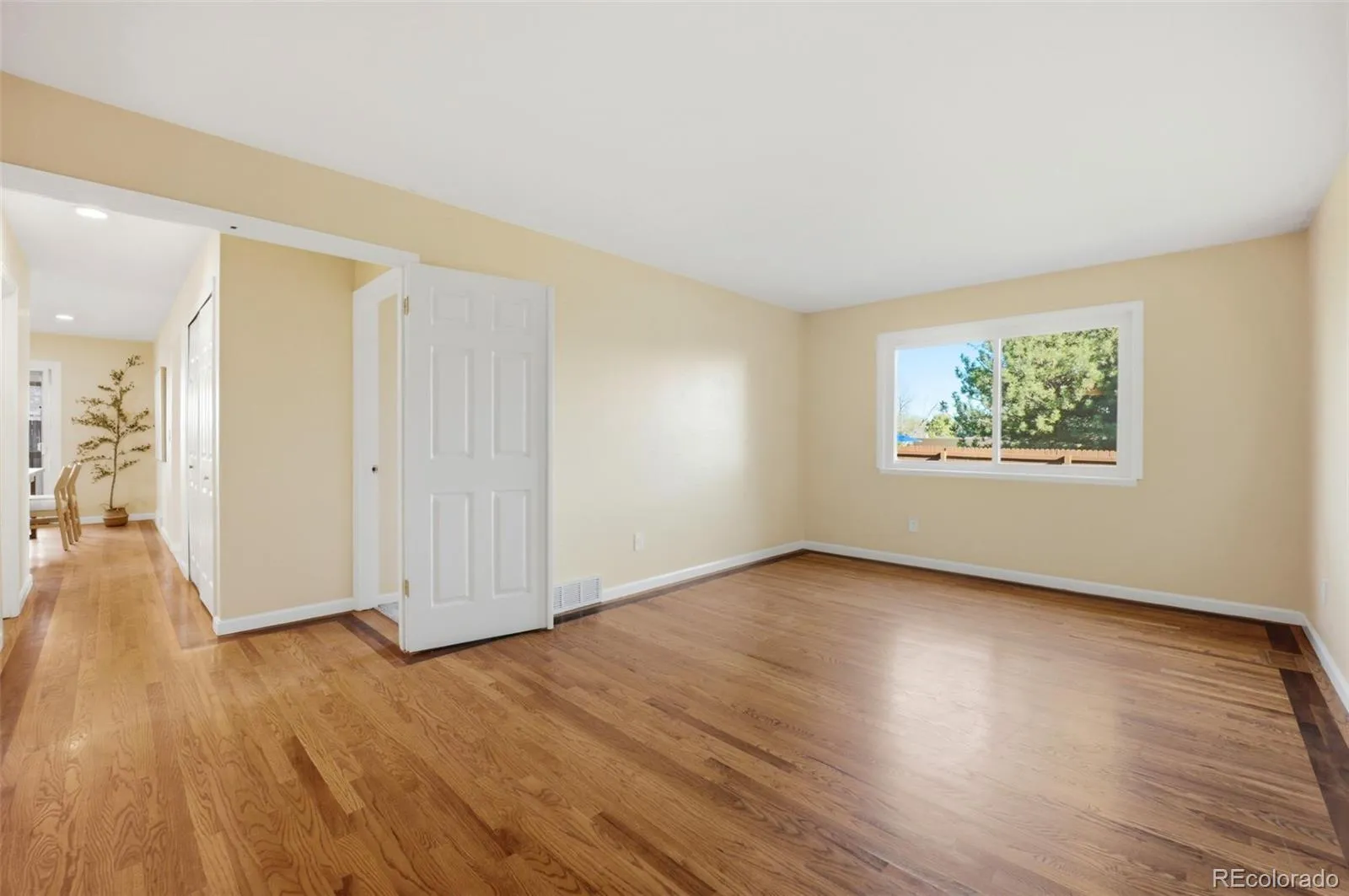 04032026221235 1600 17