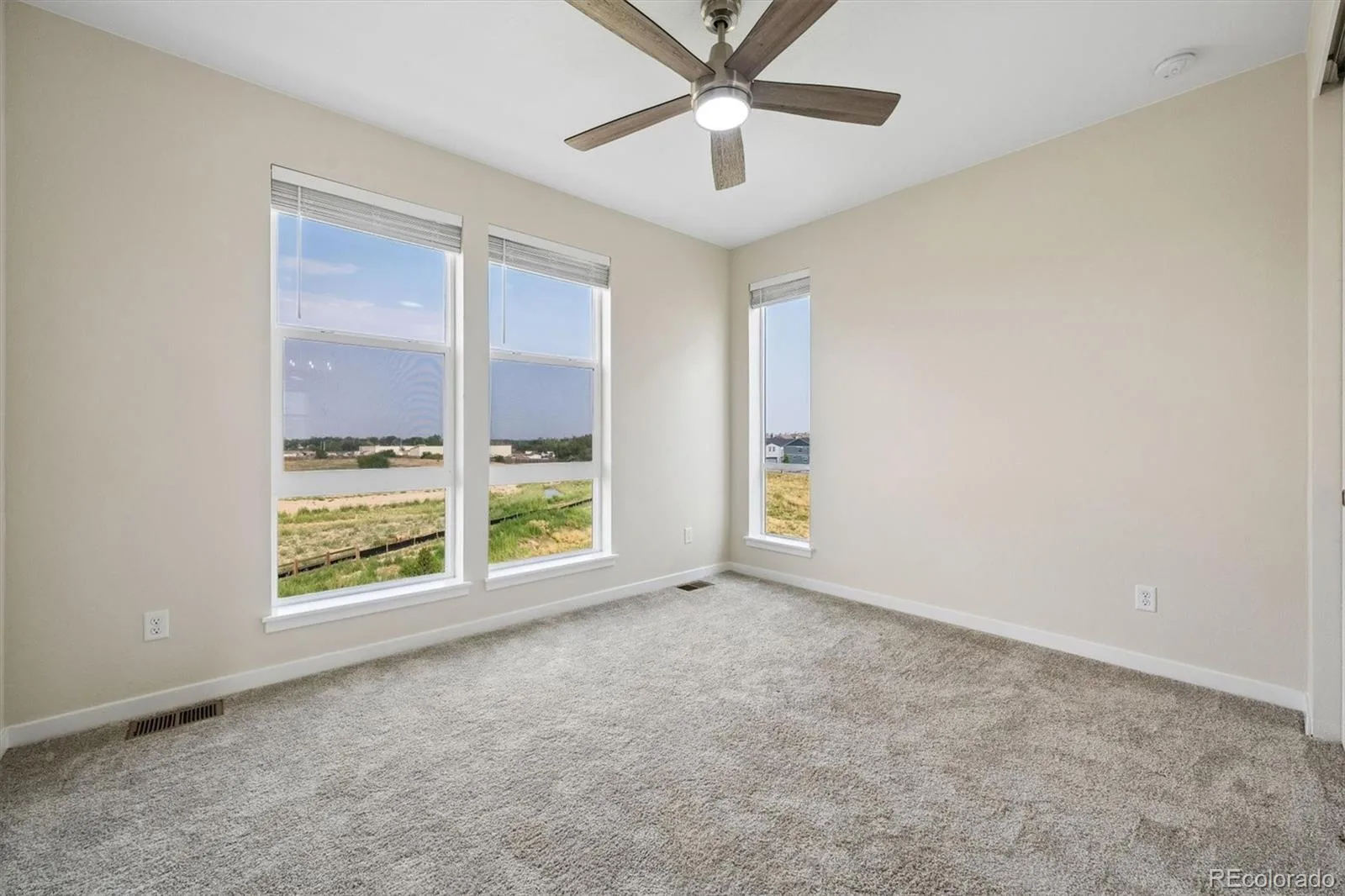 12331 Farmview Lane Thornton CO 80241 | MLS #REC9332562 08062026000711 1600 14