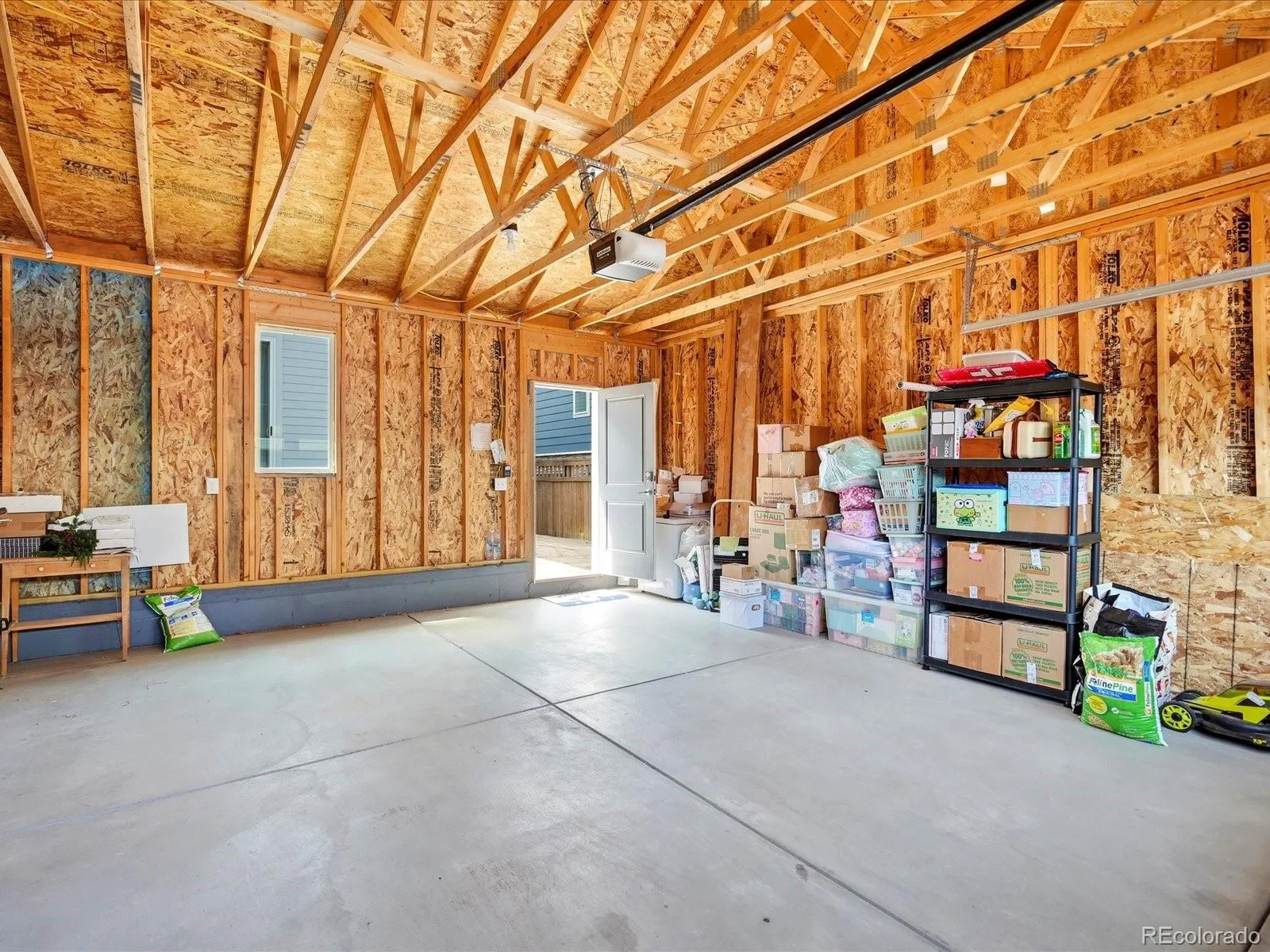 21239 E 62nd Avenue Aurora CO 80019 | MLS #REC9332792 08252026221827 1600 39