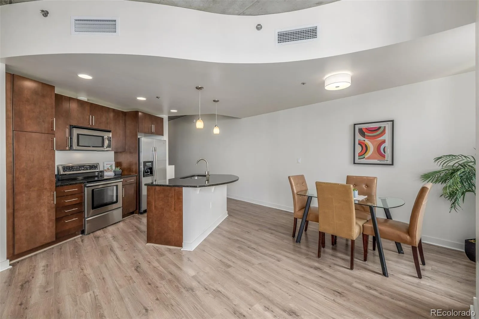891 14th Street #1904 Denver CO 80202 | MLS #REC9333032 08122026230532 1600 3