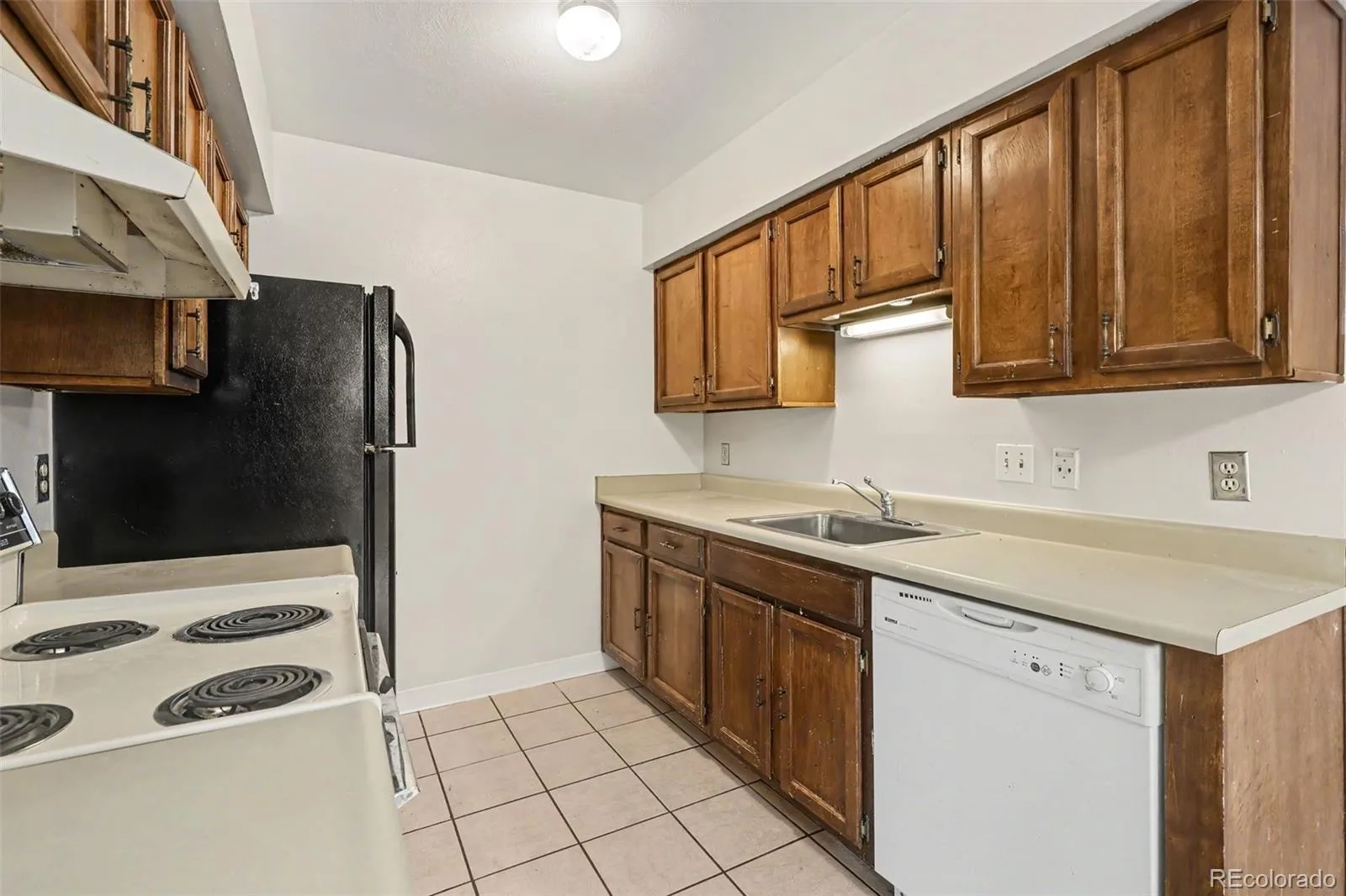 7665 E Eastman Avenue #102C Denver CO 80231 | MLS #REC9333205 08272026182126 1600 6