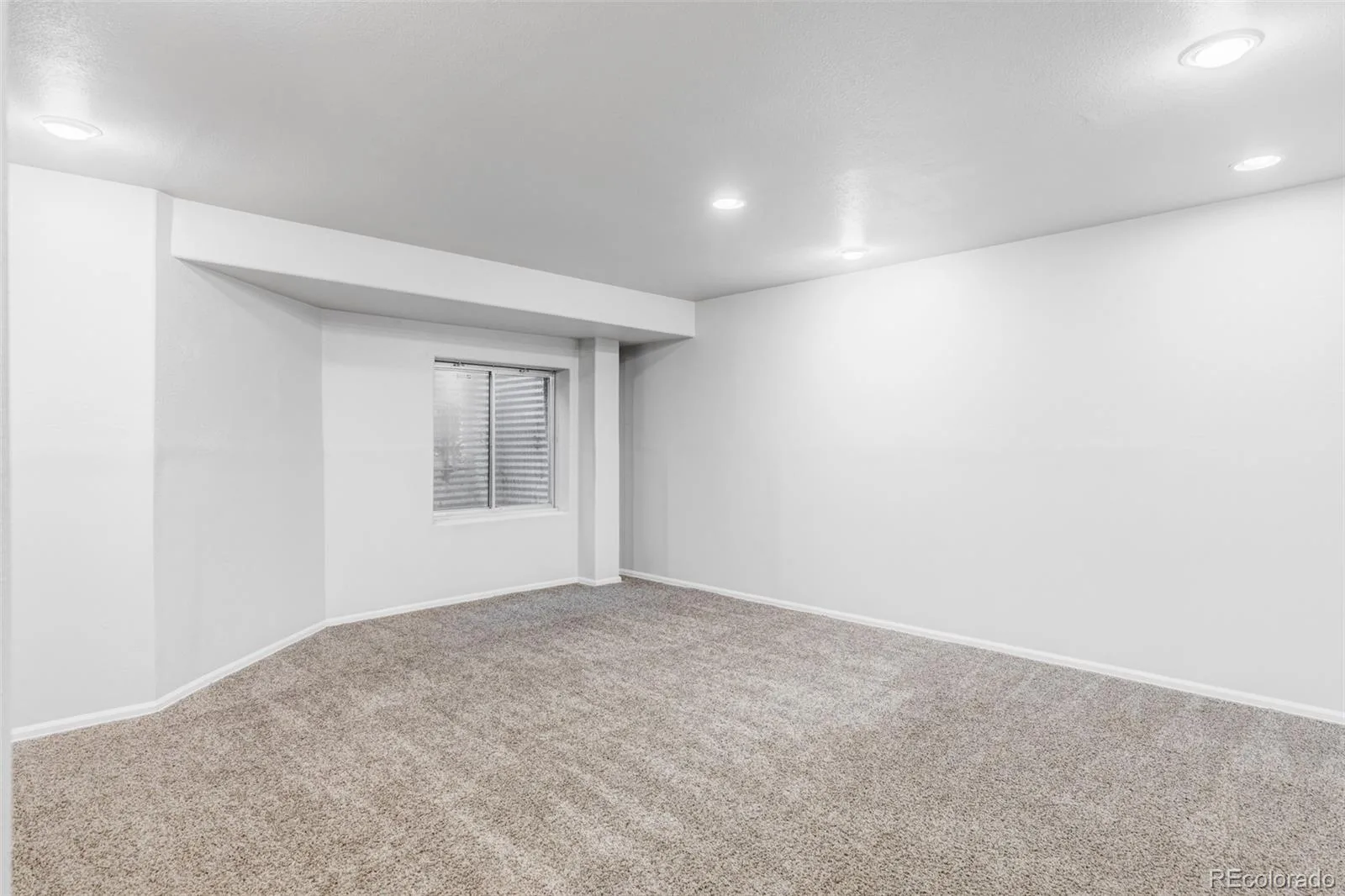663 S Depew Street Denver CO 80226 | MLS #REC9333614 08192026152808 1600 22