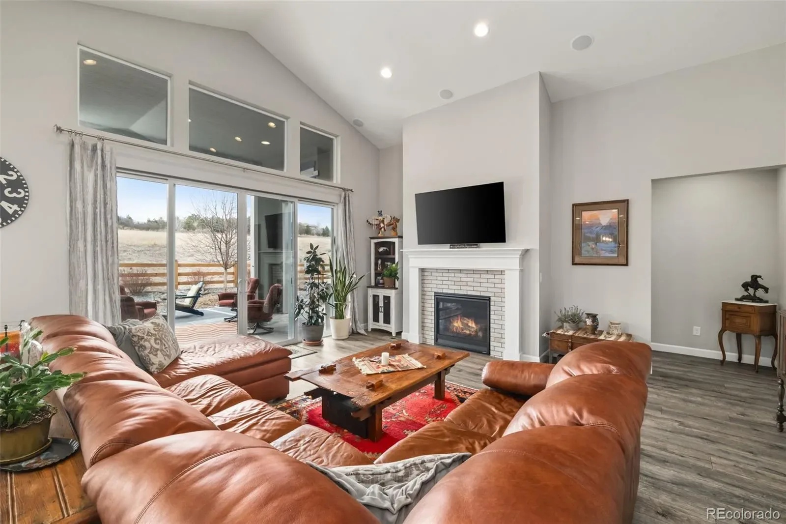 6749 Mentha Drive Castle Rock CO 80108 MLS #REC9334935 03182026225200 1600 14