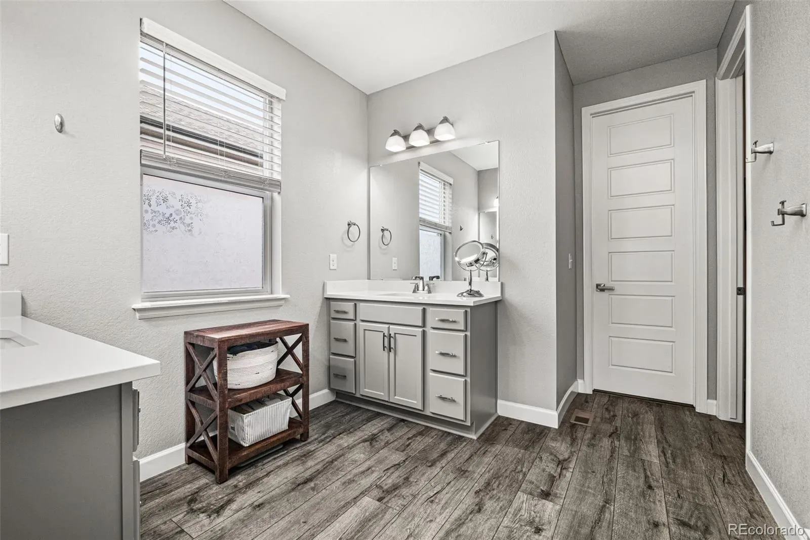 6749 Mentha Drive Castle Rock CO 80108 MLS #REC9334935 03182026225200 1600 27