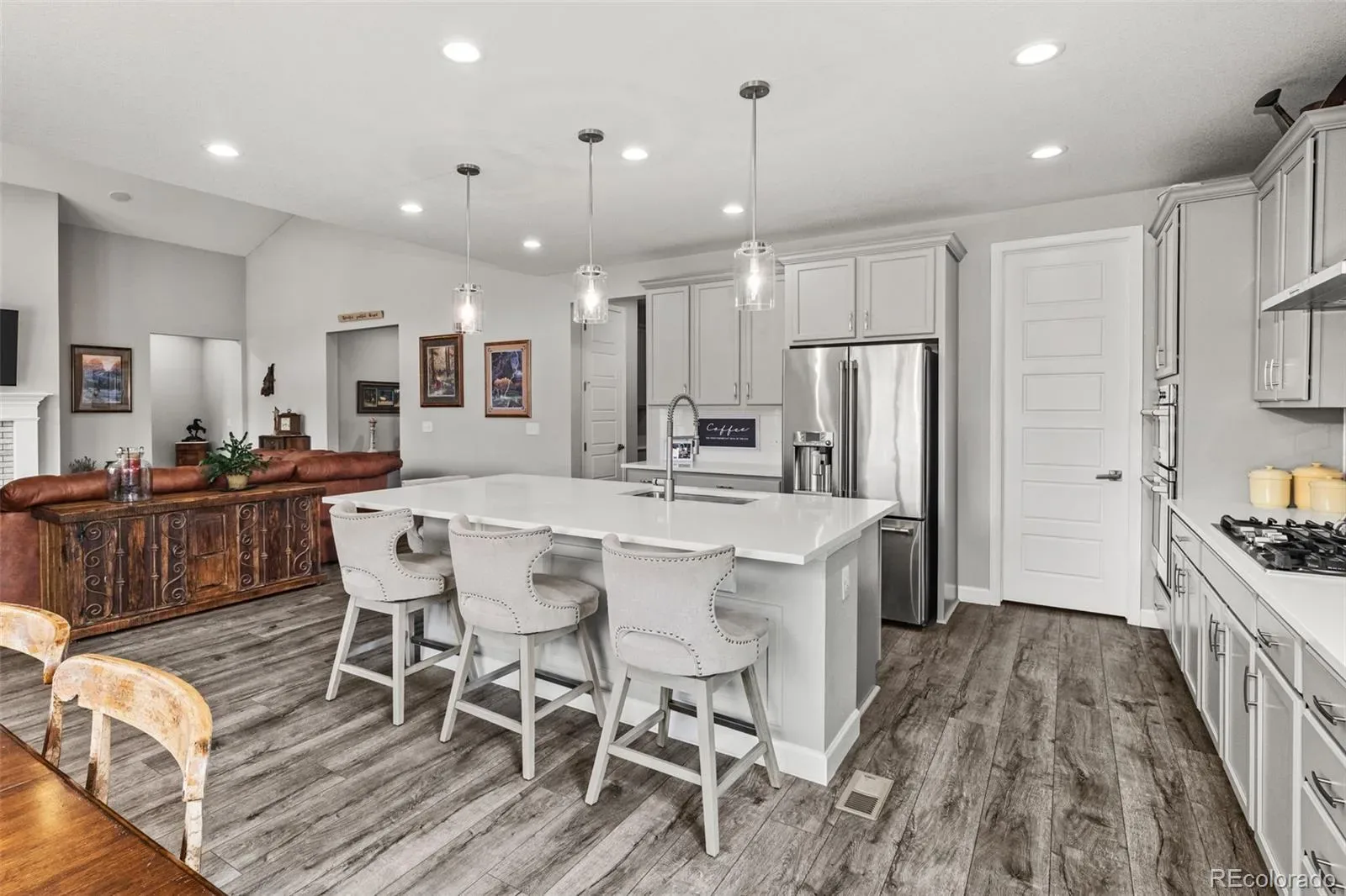 6749 Mentha Drive Castle Rock CO 80108 MLS #REC9334935 03182026225200 1600 5