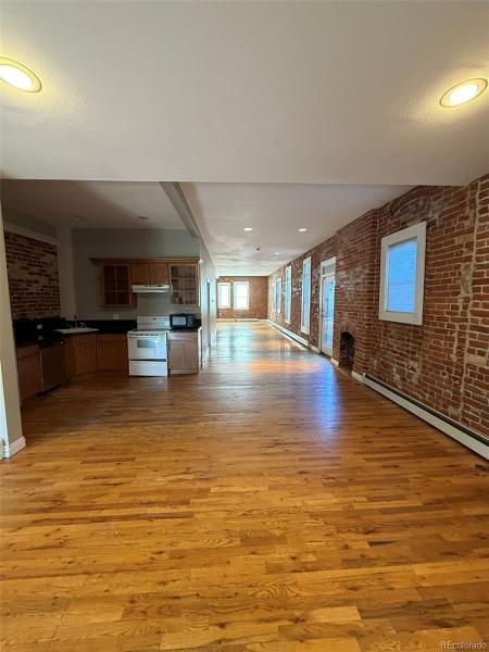 2557 N Clarkson Street Denver CO 80205 | MLS #REC9335653 MLS #REC9335653 image #0