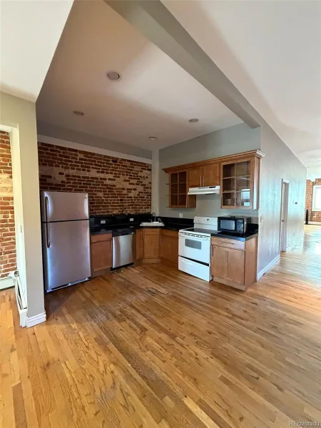 2557 N Clarkson Street Denver CO 80205 | MLS #REC9335653 10052026182911 800 1