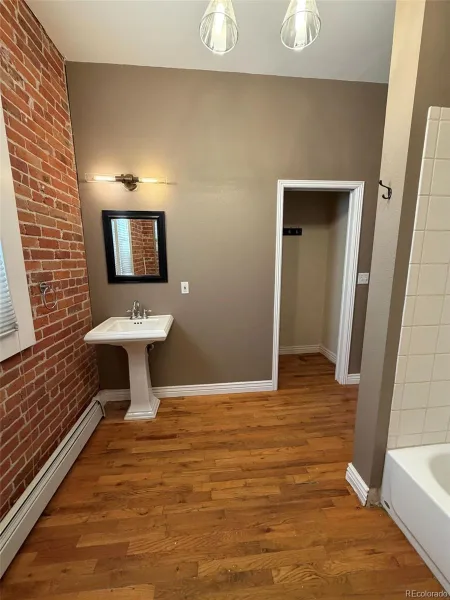 2557 N Clarkson Street Denver CO 80205 | MLS #REC9335653 10052026182911 800 5