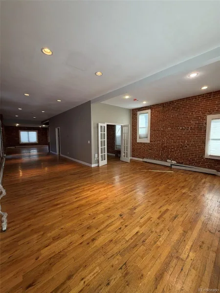 2557 N Clarkson Street Denver CO 80205 | MLS #REC9335653 10052026182911 800 8