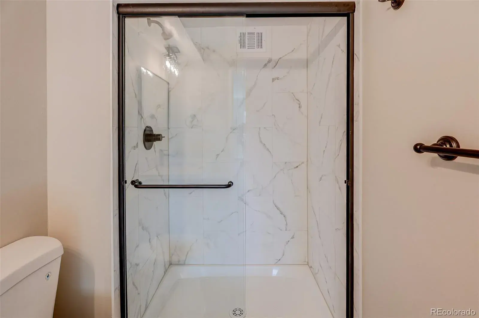 11202025175938 1600 22